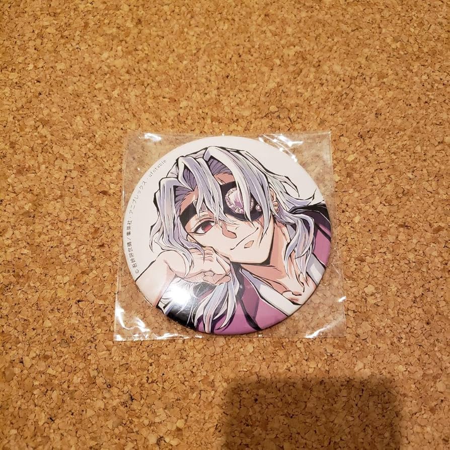 宇髄天元 コミケ 寝そべり 缶バッジ 寝そべりイラスト コミケ 104 宇髄 天元 缶バッジ