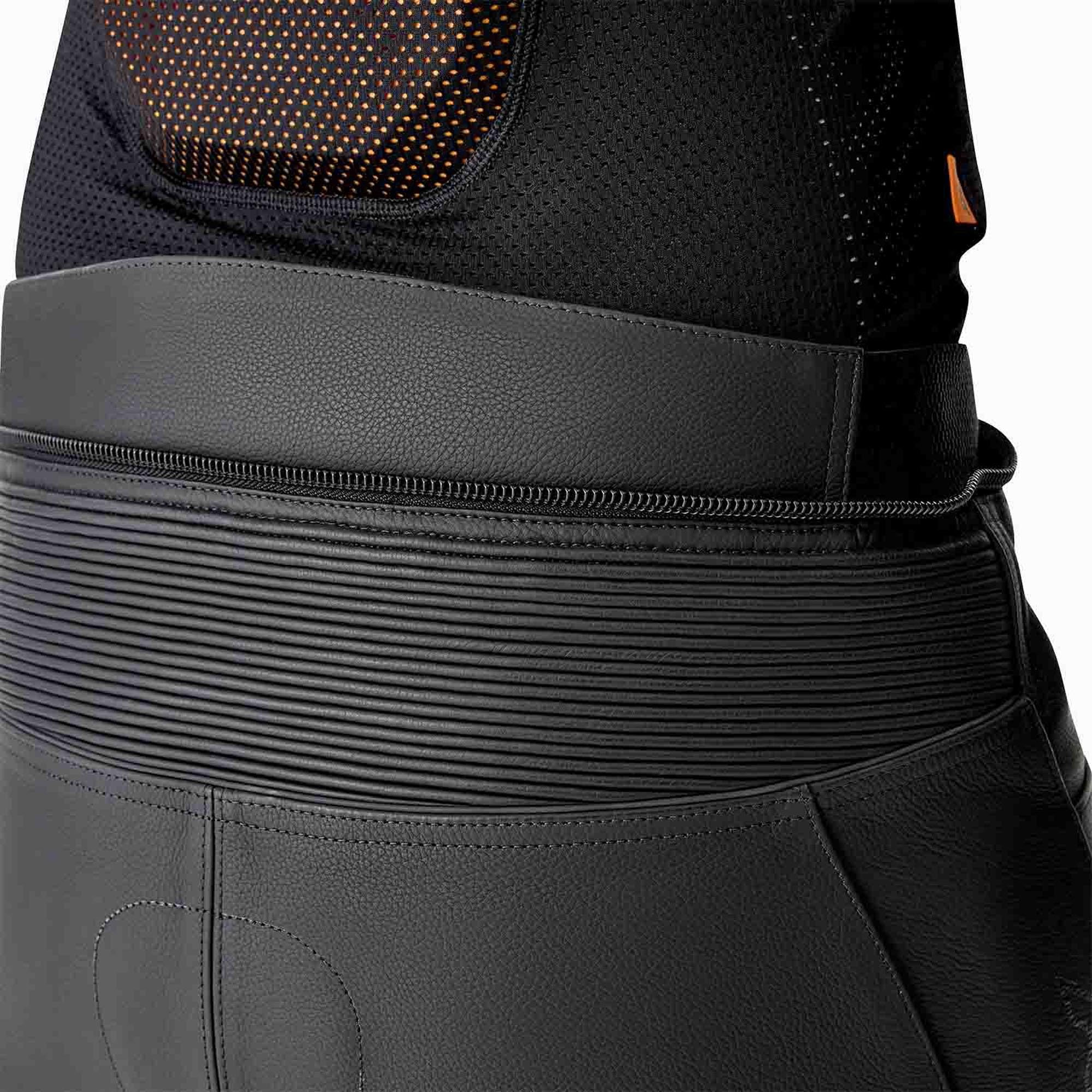 RST S1 D3O Pantaloni in pelle da motocicletta perforati, Short 2XL