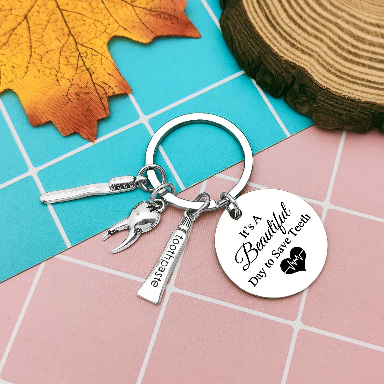 Heigebi Dentist Gift Funny Dentist Keyring Dentist Gifts for Men Women Dental Hygienist Gift Dental Keyring Dental Student Gift Dental Assistant Gift Office Orthodontist Gift Dentist Graduation Gift - Image 2
