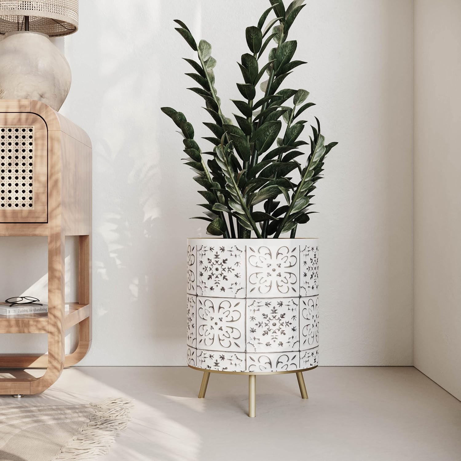 EverNest Tristan Neutral Minimal White and Black Modern Style Planter with Nyra Stand, SelectBase Plant Pots, Indoor Planter, Boho Home Decor, Minimalist Pot for Plants (Medium, Gold)