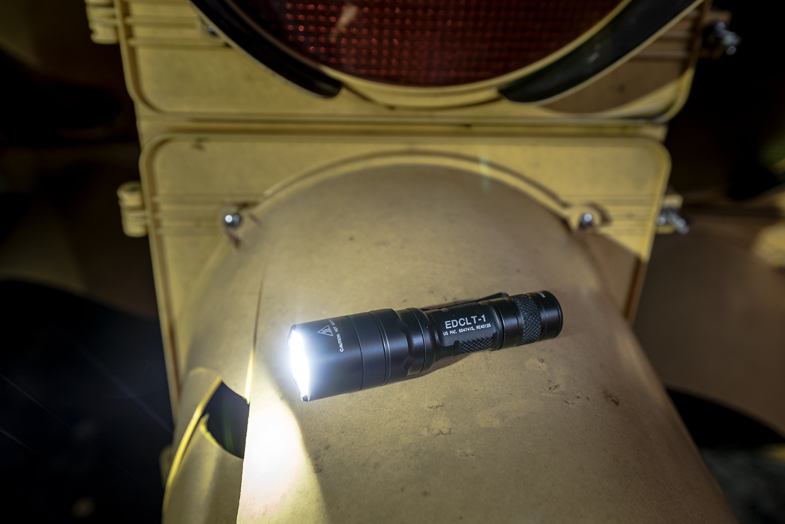 Amazon.co.jp: SUREFIRE(シュアファイア) EDCL1-T Dual-Output