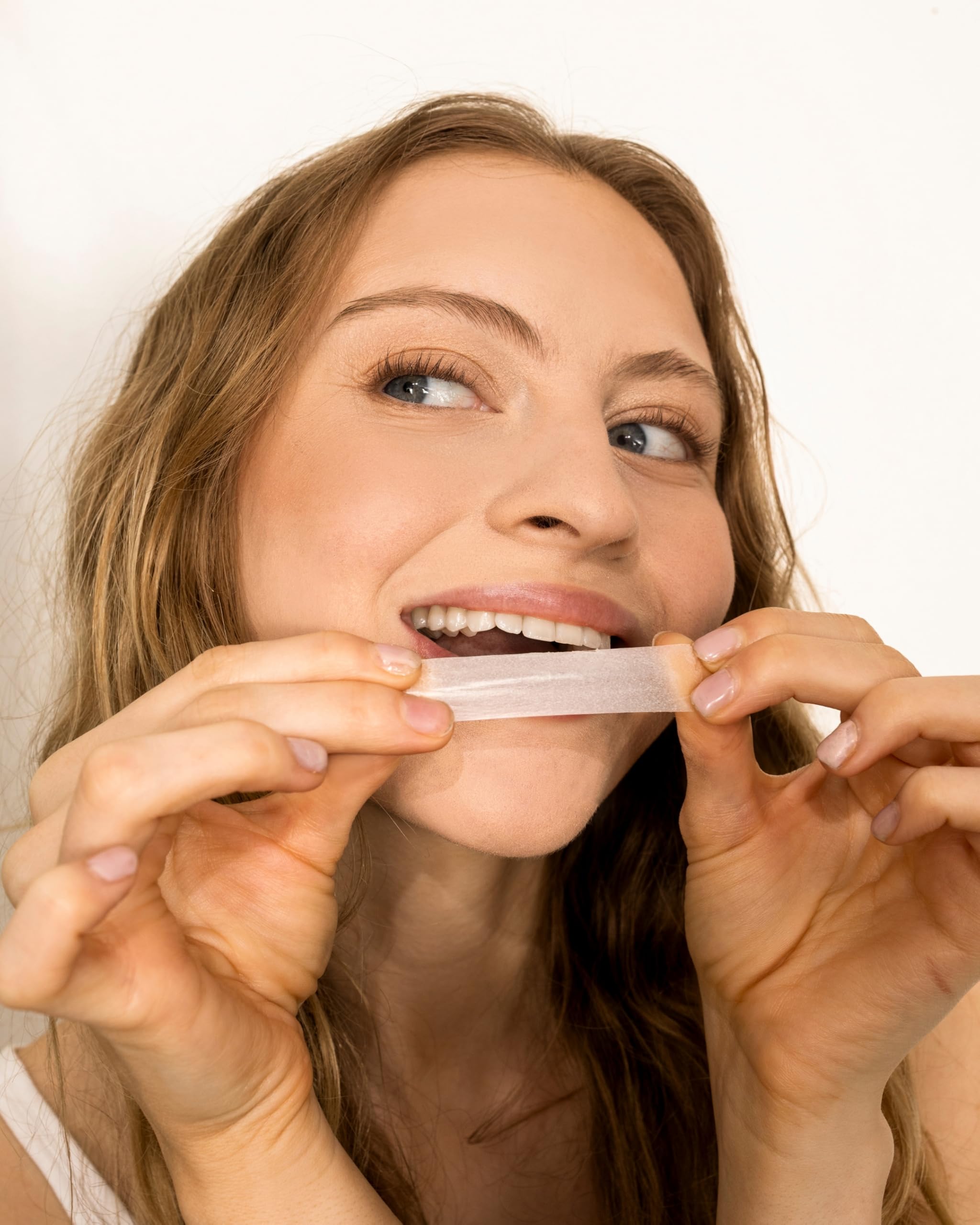 The Humble Co. Diş Beyazlatma Bandı Nane Teeth Whitening Strips - Fresh Mint (28 Strips) Peroksit içermez –dişlere ve diş etlerine karşı nazik, Hidroksiapatit ile güçlendirilmiş