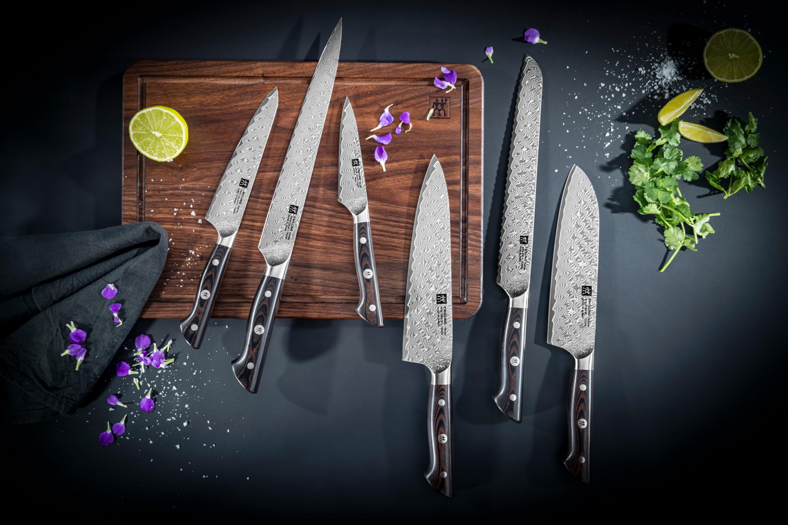 ZWILLING TAKUMI 三徳包丁 Amazon｜ZWILLING ツヴィリング 「 タクミ 三徳包丁 180mm 日本製