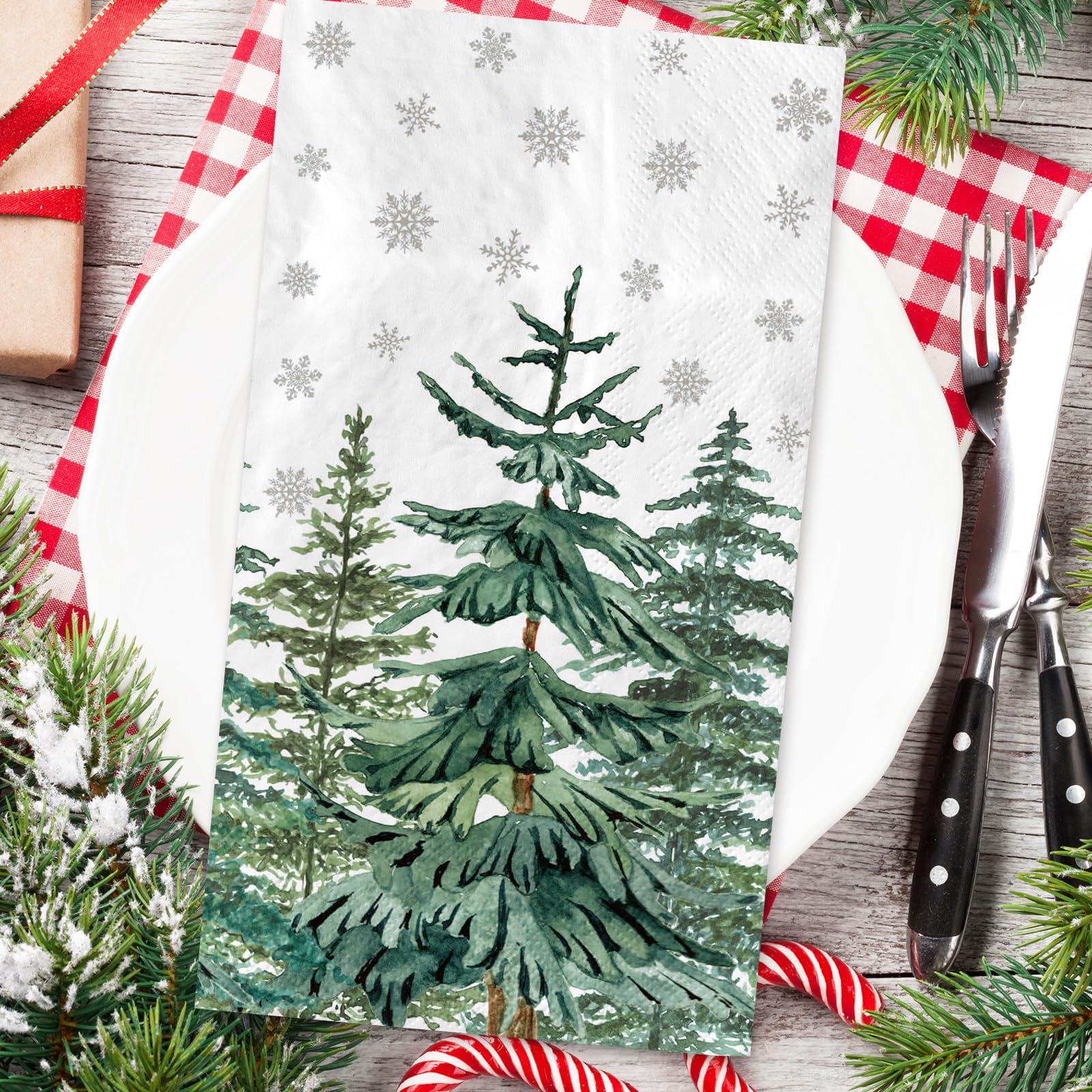 JarThenaAMCS 100 tovaglioli di carta usa e getta per ospiti di Natale, pini invernali, fiocchi di neve, tovaglioli di carta per cena di Natale, tovaglioli per feste invernali, decorazioni da tavola