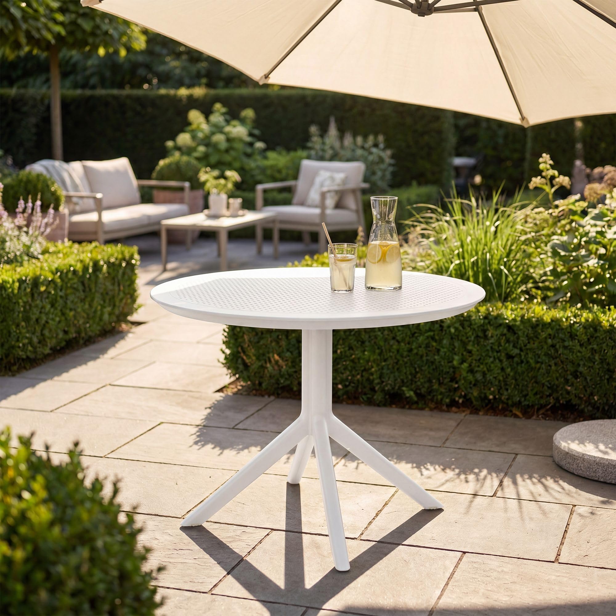 CLP Tavolo da Giardino Sky Ø 105 cm Rotondo, Bistrò Esterno in Polipropilene Resistente a UV e Intemperie, Stabile, Altezza 74 cm, Colore:Bianco