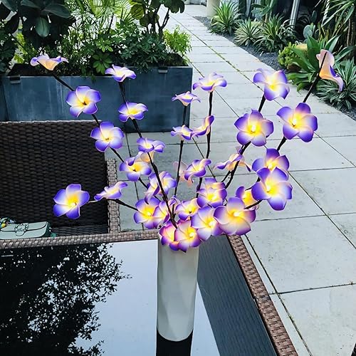 Miniatura 5 de Paquete de 2 ramas de flores artificiales de plumeria, ramo de berenjenas ligeras falsas de Frangipani para decoración romántica del hogar (morado)