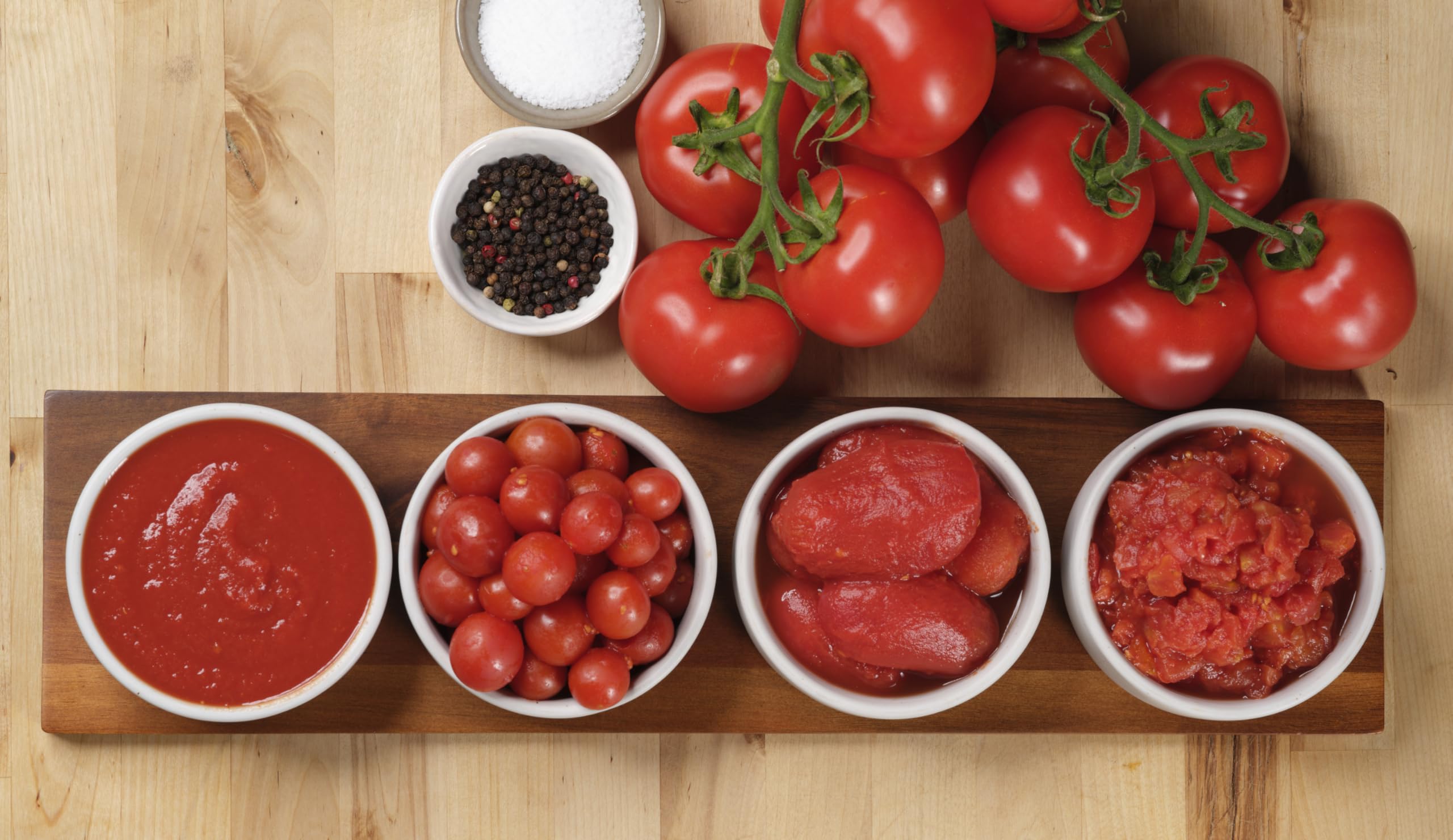 Isola Italian Cherry Tomatoes, 14 oz Can, Whole Tomatoes Grown in Southern Italy, Packed in Juice with Sweet and Acidic Balance, No Salt or Preservatives, Ideal for Sauces and Roasting