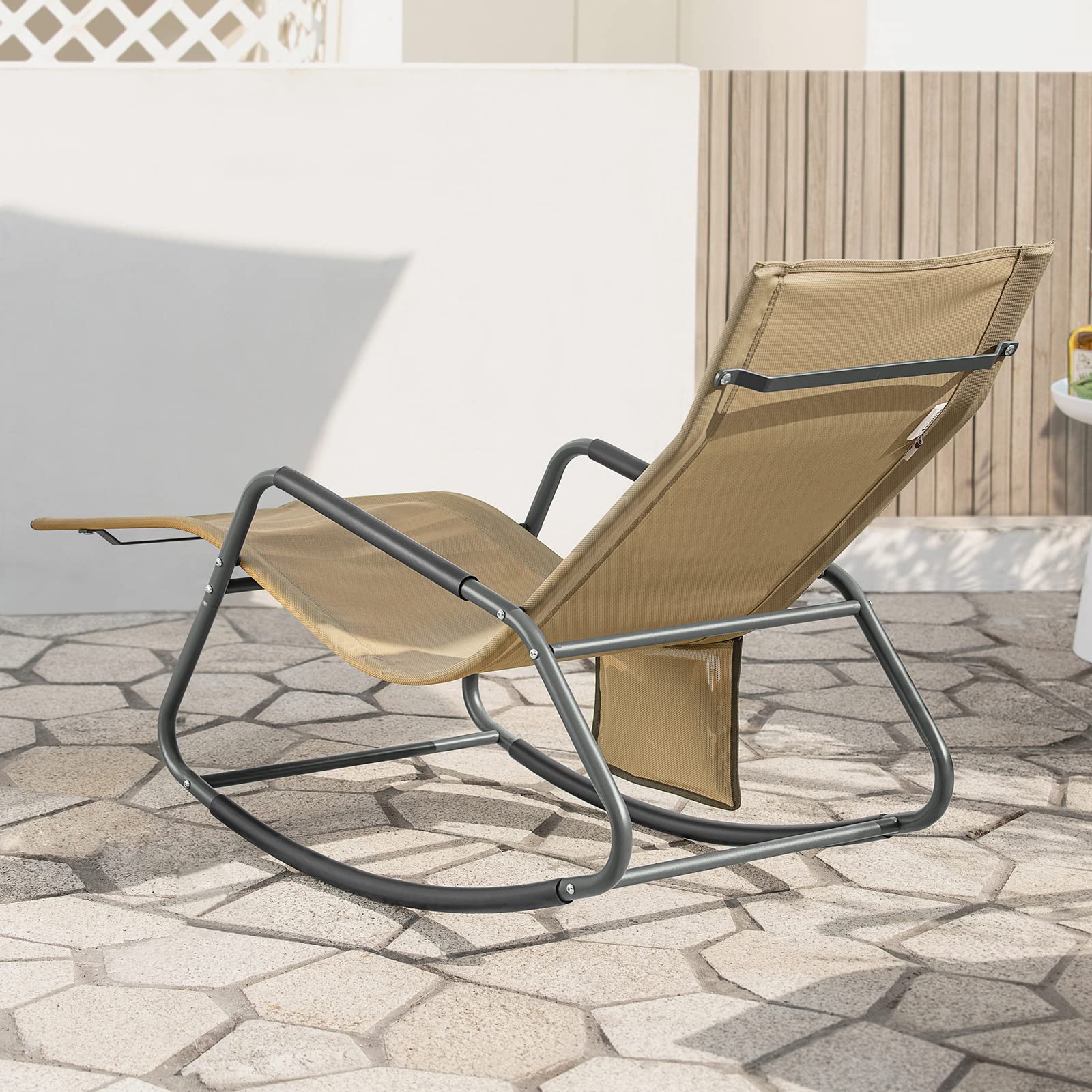 SoBuy Transat Jardin Exterieur Chaise Longue à Bascule Fauteuil Relax Extérieur avec Pochette Latérale Bain de Soleil pour Terrasse Balcon et Plage Kaki 143x57x85 cm OGS47-KA