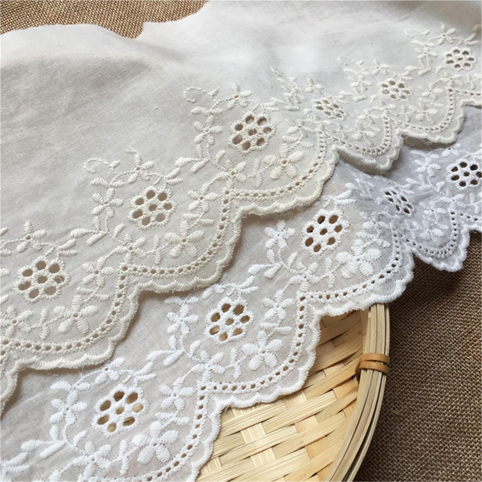 Cinta De Encaje De Algodón Con Ojales Tela de algodón con flores huecas 5 yardas, adorno encaje bordado, ropa 13CM, vestido, puños DIY, tela for escote(Beige apricot,14.5-15 Yards)