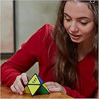 Vista 8 de Rubik's Cubo, pirámide, pirámide de Rubik's para resolver problemas, rompecabezas clásico a juego de colores, juguete antiestrés, rompecabezas