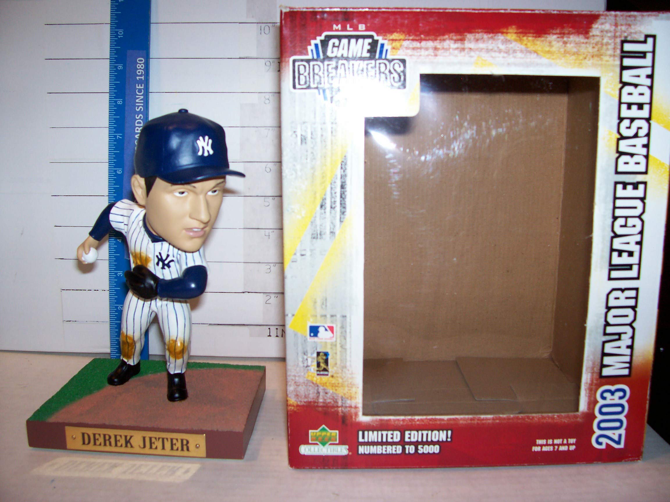 MLB 2003 Upper Deck Game Breakers Figure Derek Jeter NY Yankees