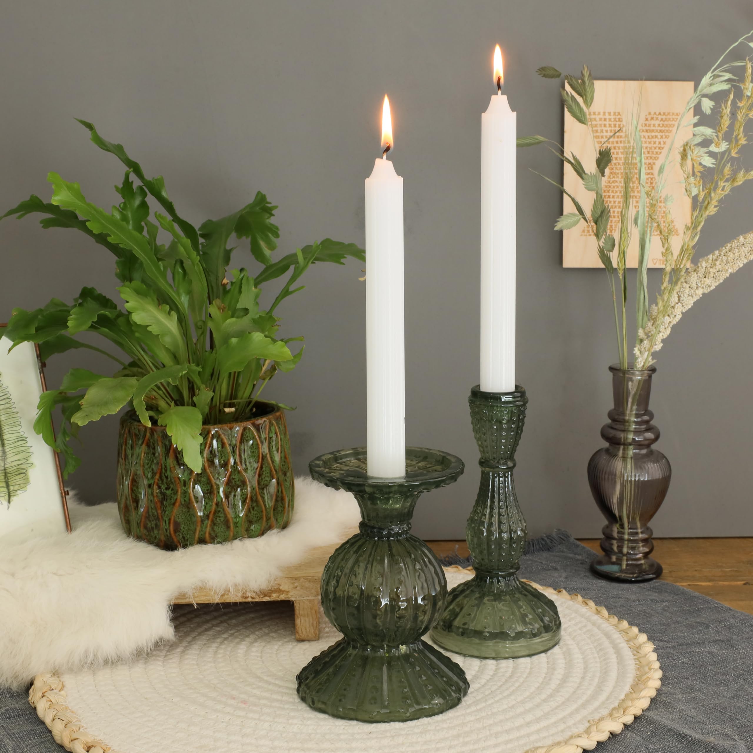 comforder COMFORDER Taper Candles Set, 4 x Table Candles Plain + Ribbed, 20 cm, 7 Hours Burning Time (White) - Image 2