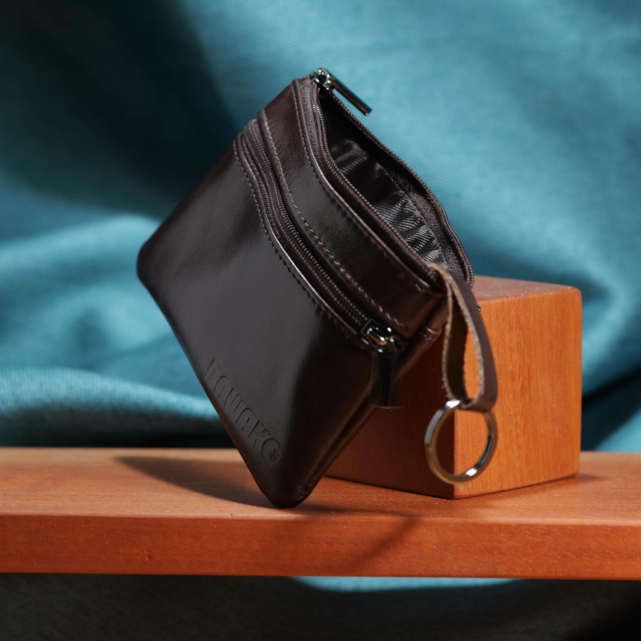 BAWAKO Portamonete in vera pelle, tre scomparti, chiusura con cerniera, adatto per carte e monete, con portachiavi mini portafoglio, universale(Marrone)