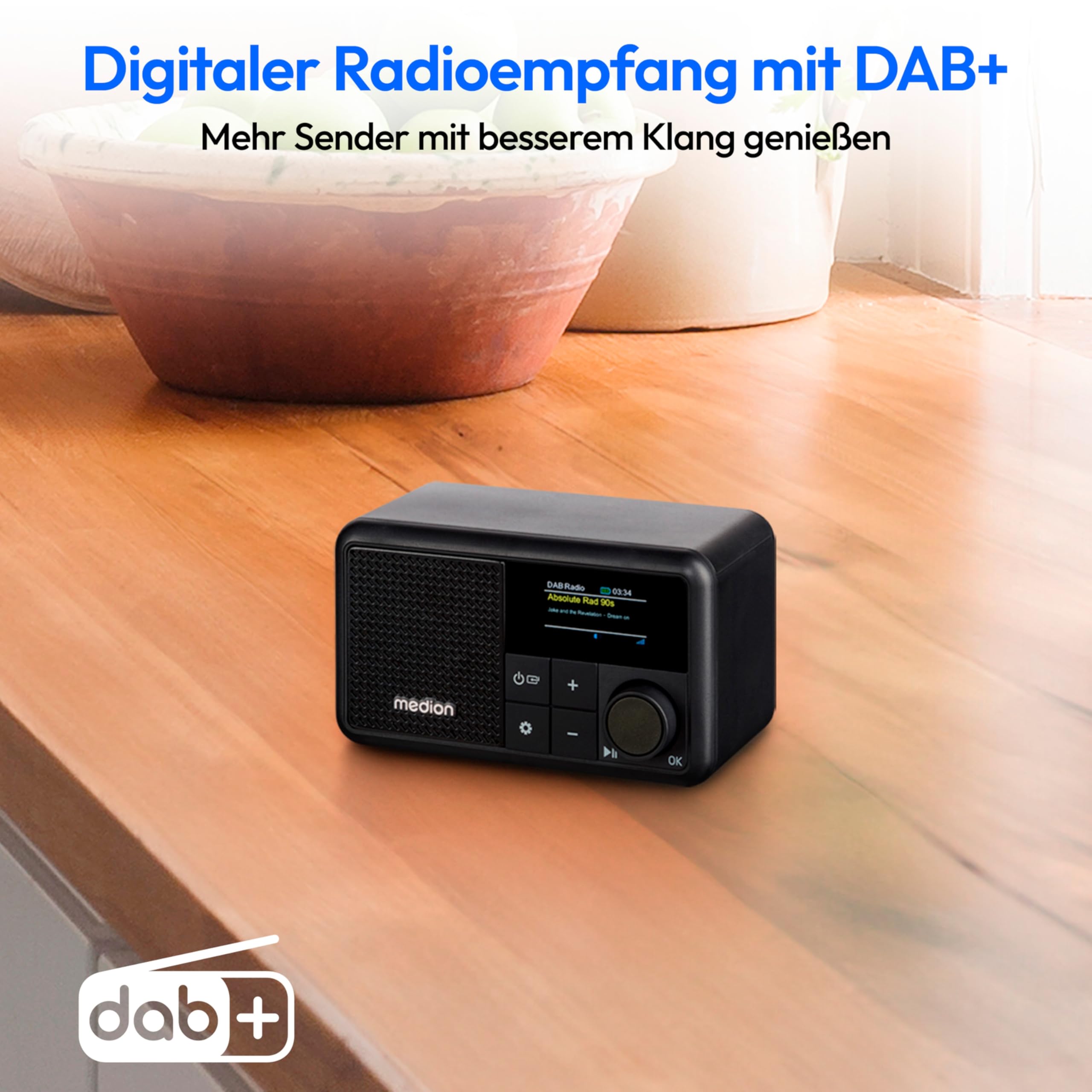 MEDION S66822 Tragbares Mini DAB+ Radio mit Bluetooth (Akku mit bis zu 6,5 Stunden, klein, dimmbares Farbdisplay, Teleskopantenne, Sleeptimer, Wecker, Snooze, AUX, USB-C) schwarz