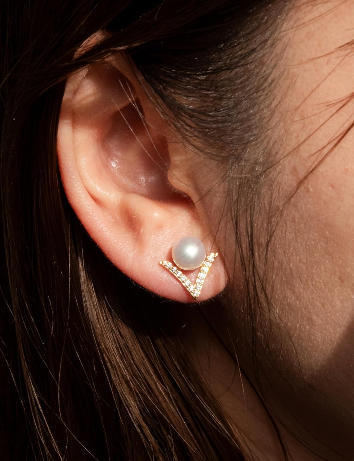 Minimalist Pearl Stud Earrings for Women - Classic 6.5-9mm Freshwater Pearl Earrings in Sterling Silver, Hypoallergenic Everyday Earrings, Office & Professional Jewelry Gift - Image 2