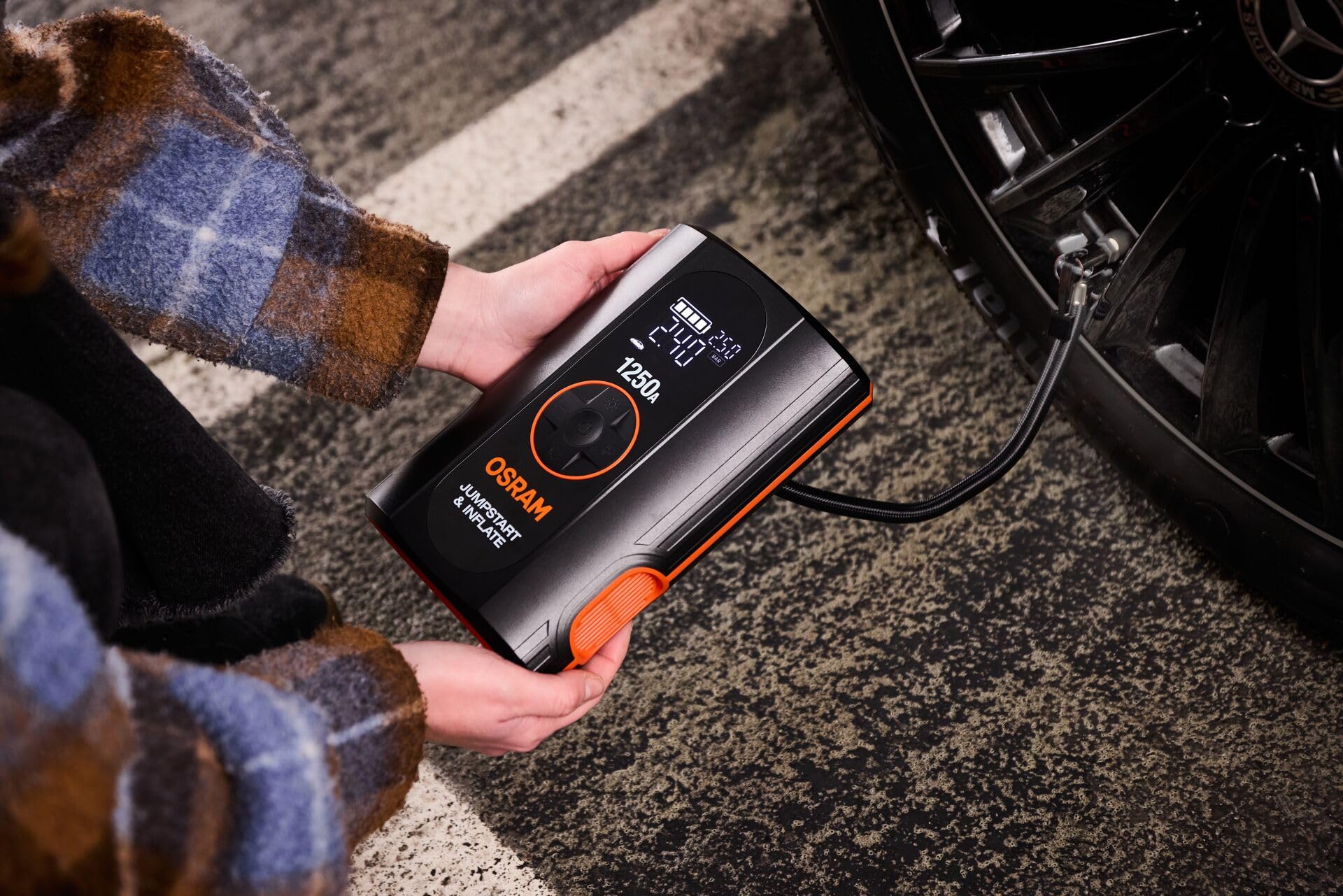 OSRAM BATTERYjumpstart 1250A, 12V, de litio, con función de batería externa y USB, arrancador de emergencia, para motores de gasolina de hasta 6L y motores diésel de hasta 2.8L.