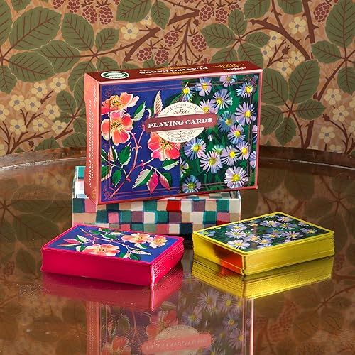 Miniatura 5 de eeBoo Piece & Love: Roses & Asters - Incluye 2 barajas de 52 cartas, mazos tradicionales con hermosas obras de arte y bordes dorados