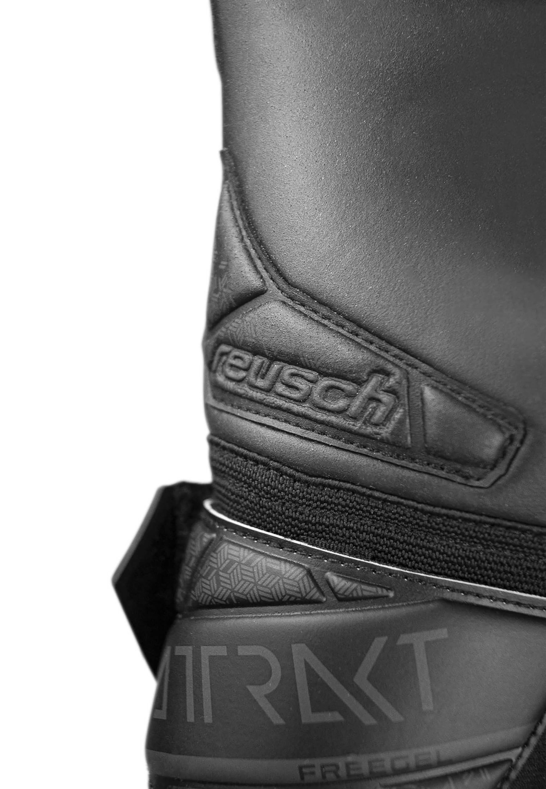 Reusch Attrakt Freegel Infinity Guanti da portiere per adulti con Evolution Negative Cut per erba sintetica