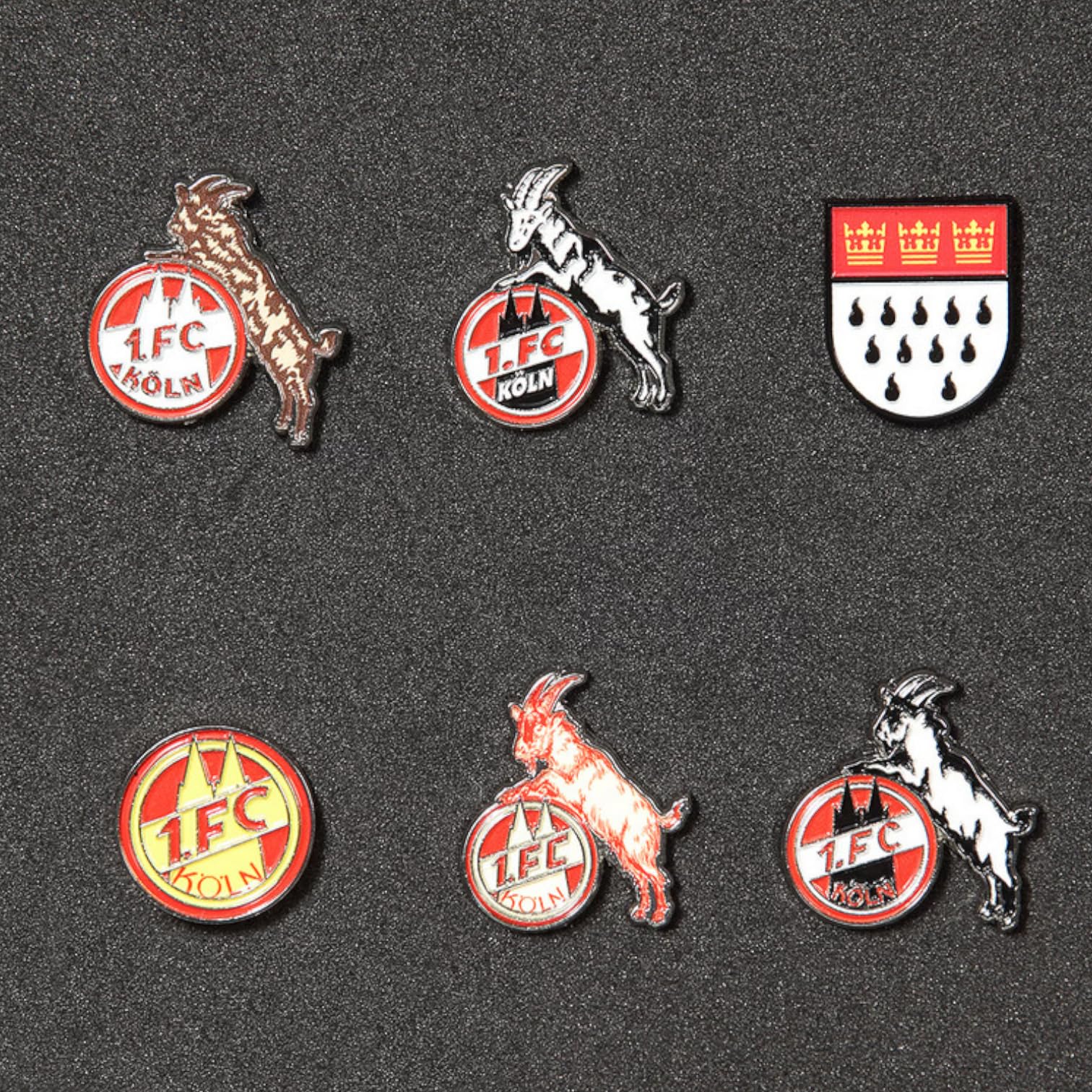 1. FC Köln Pin Box Retro Logos | 6 Ansteckpins aus Metall | schwarze Präsentationsbox