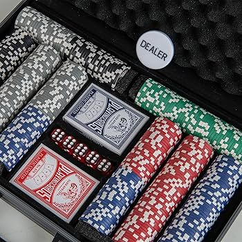 ポーカーチップセットとトランプ BestBuy ポーカーチップ ポーカーセット チップセット 300枚