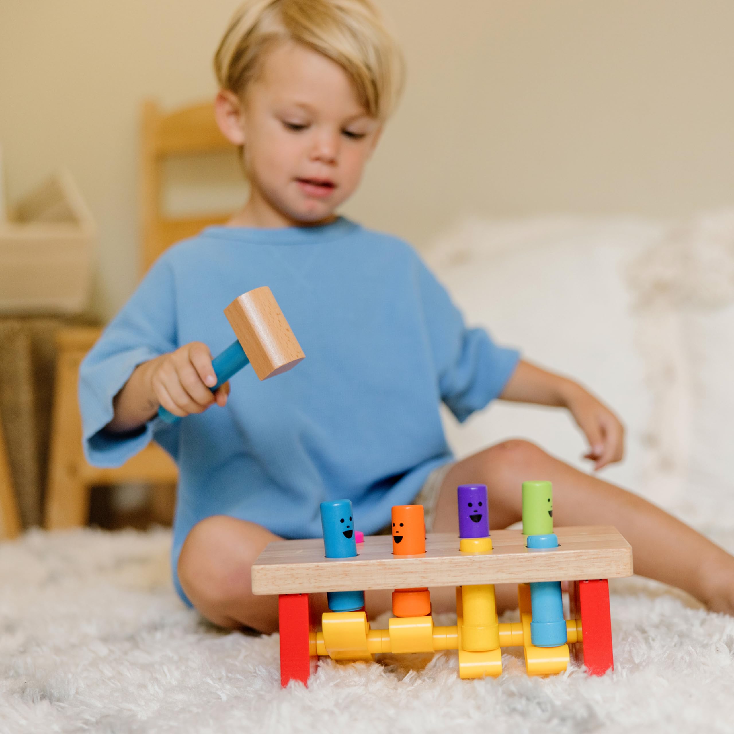 Melissa & Doug Banco da Lavoro in Legno con Martello, Gioco Educativo, Giocattoli per Lo Sviluppo, Giocattoli Prima Infanzia, Montessori, Regalo Bambini Bambine di 2 3 4 5 Anni