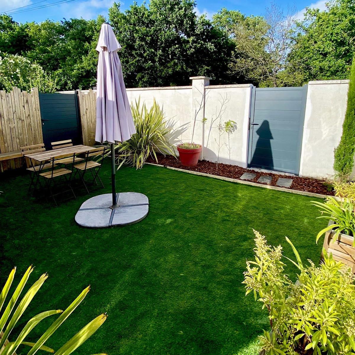 Gazon synthétique 35 mm rouleau 2x3 m (6 m²) – Fibres bicolores effet naturel haut réalisme – Idéal jardin moderne, contour piscine et terrasse urbaine – MGS