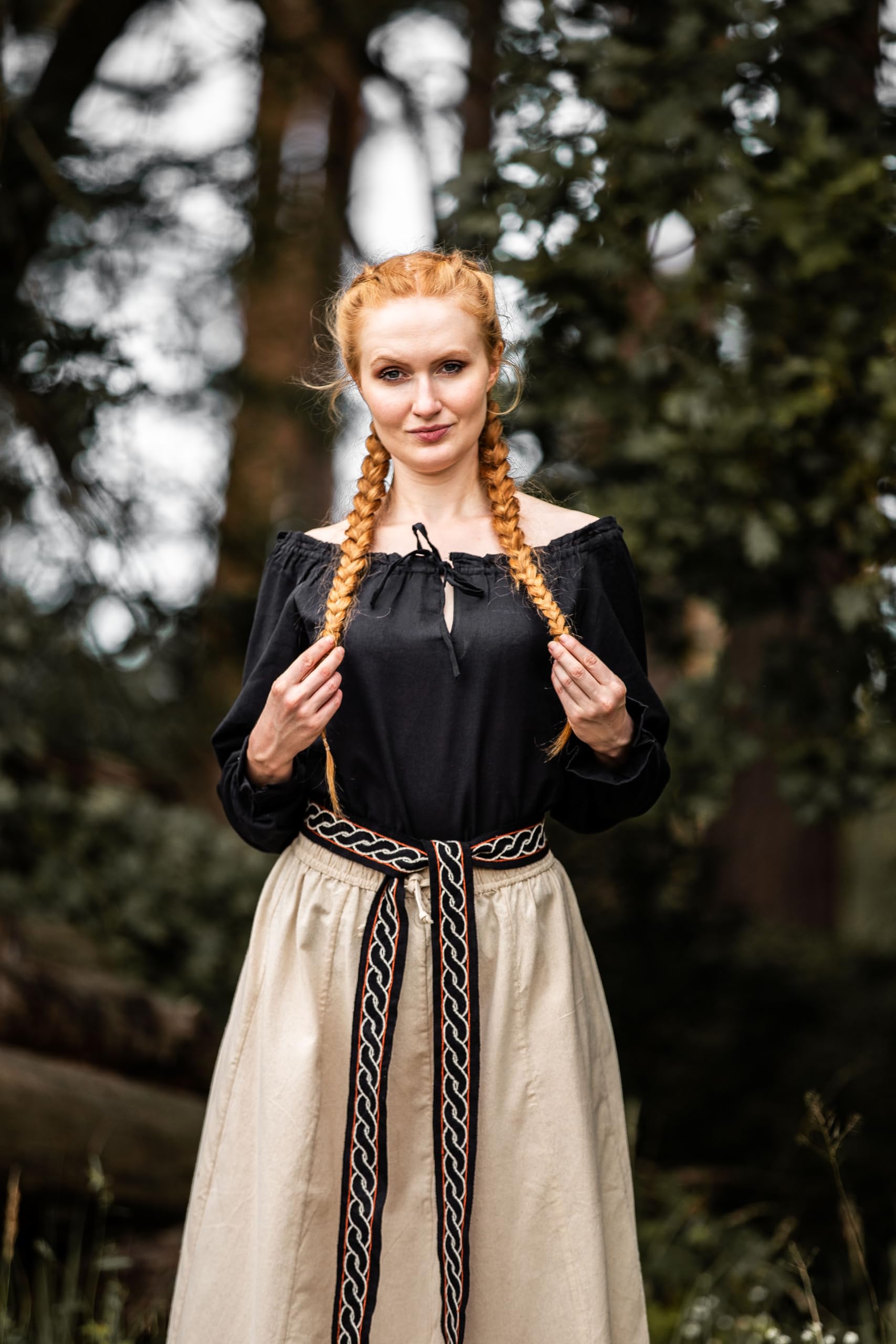 Leonardo Carbone® Damen Bluse Mittelalterbluse Edith | Offenschulterig | Rüschenärmel | Karneval, Halloween, Cosplay, LARP, Kostüm, Mittelalter, Festkleidung | 100% Baumwolle Schwarz L
