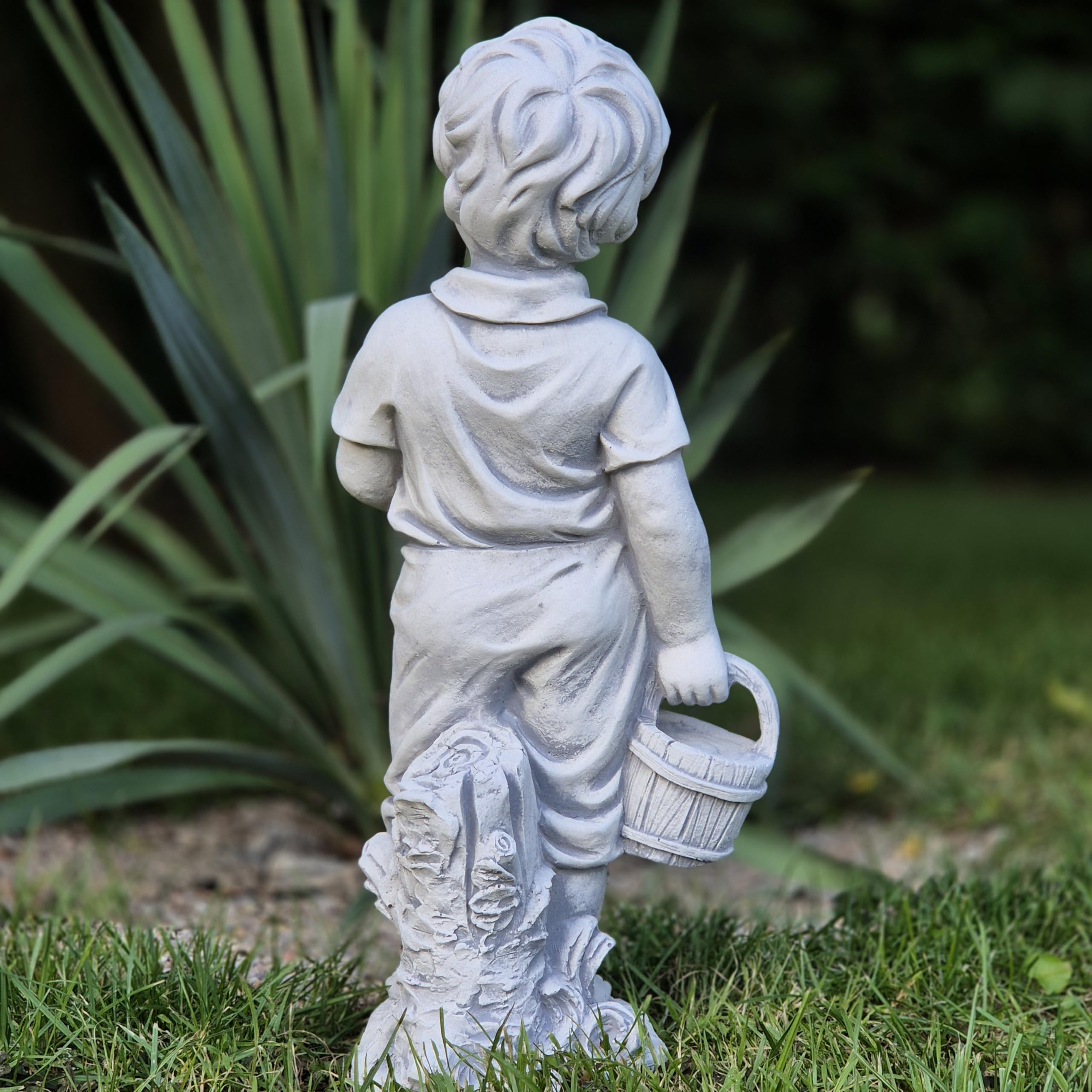 FABRQ Figurine décorative en béton GARÇON avec seau et chien, décoration de jardin, décoration de la maison, fonte de pierre, résistant au gel, résistant aux hautes températures