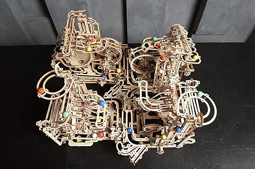 Miniatura 6 de UGEARS Marble Run - Polipasto escalonado, kit de carreras de mármol de madera con 10 canicas de colores, rompecabezas 3D para adultos y niños,