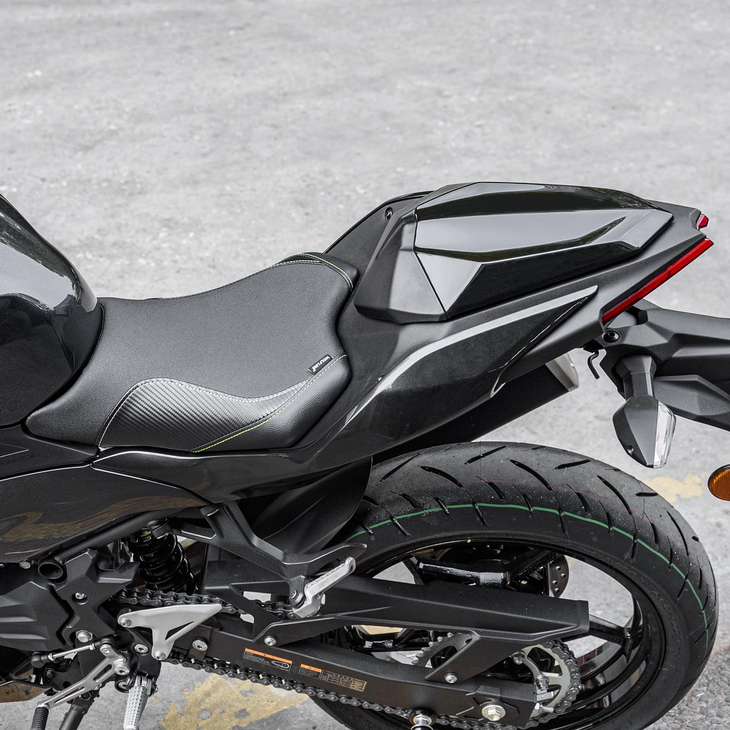 Capot de siège arrière de moto pour Ninja 500 Z500 2024 2025 2026 en plastique ABS noir brillant