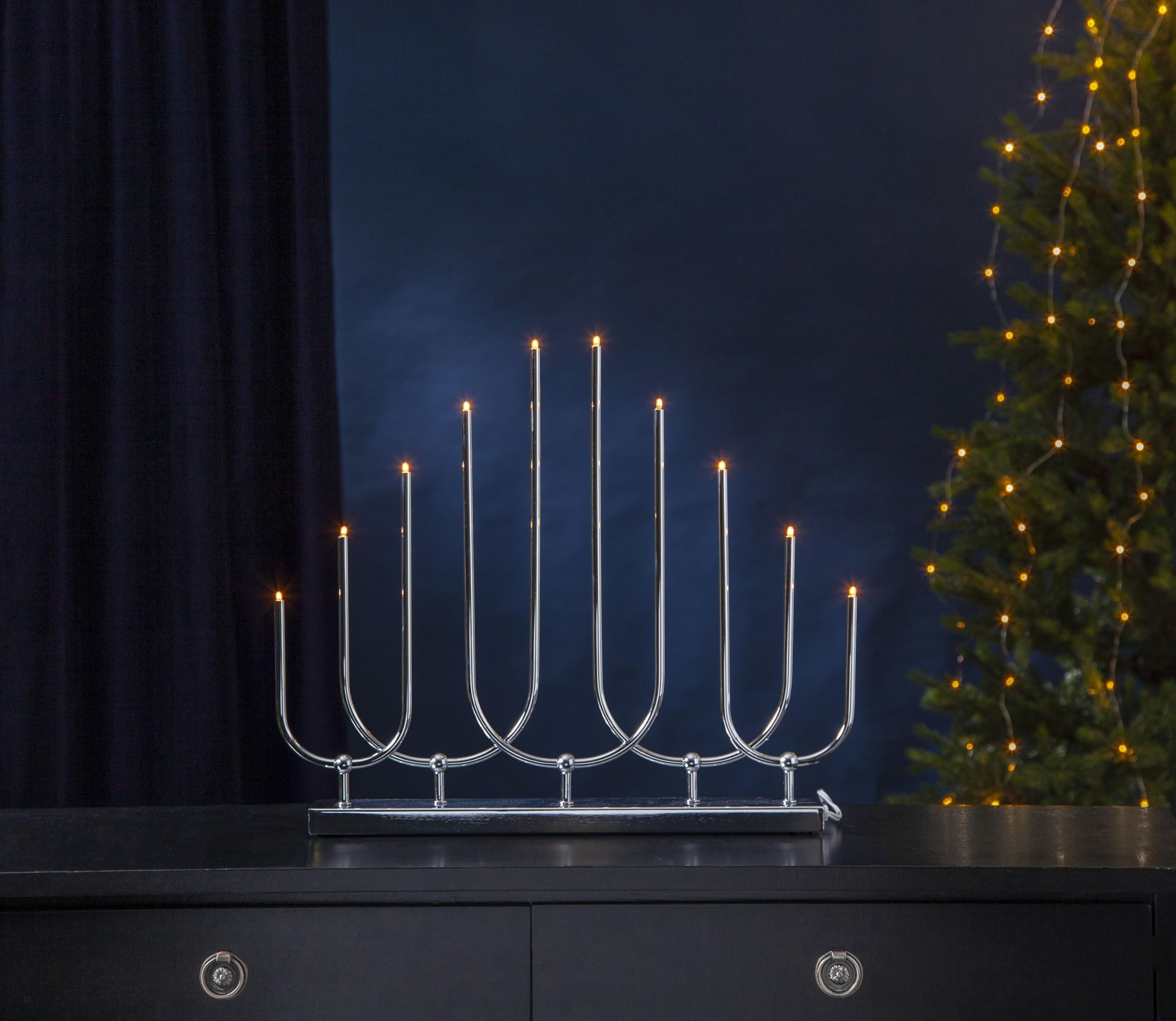 Fensterleuchter Novum von Star Trading, Kerzenständer mit 10 Glühbirnen E5 warmweiß, Weihnachtsdeko aus Metall in Chrom, Kabelschalter, Länge: 46 cm