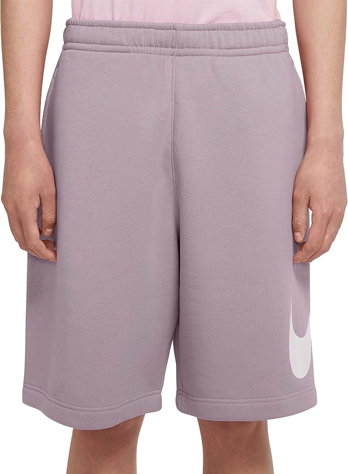 Nike Men's Sportswear Graphic Club Short, Iced Lilac/Iced Lilac at 