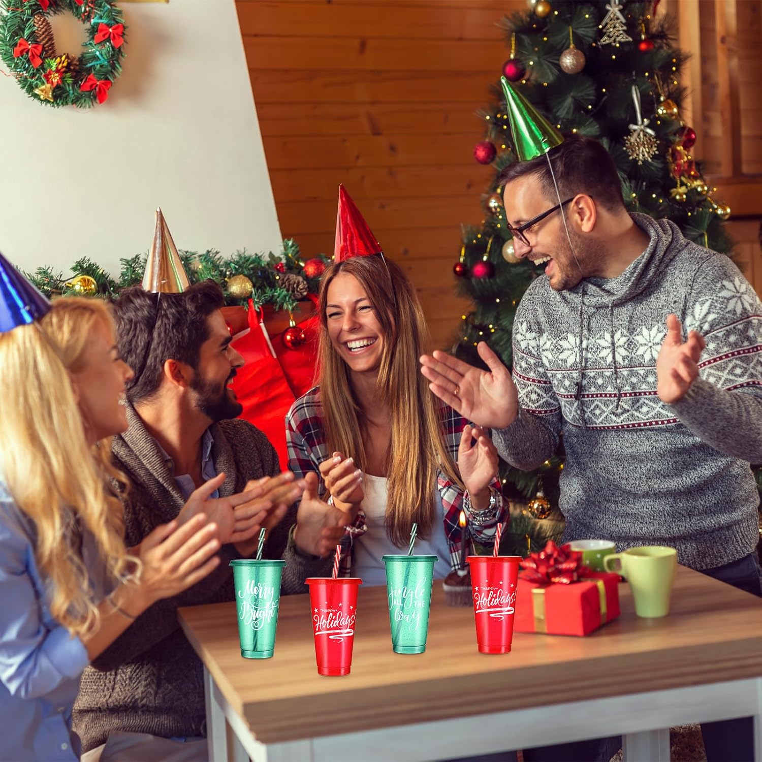 Tioncy 20 Pcs Christmas Plastic Cups with Lids and Straw Bulk, Reusable Christmas Plastic Cups 25 Oz, Christmas Drinking Cups for Juice Coffee Cold Drinks Christmas Party Supplies, 10 Styles - Image 5