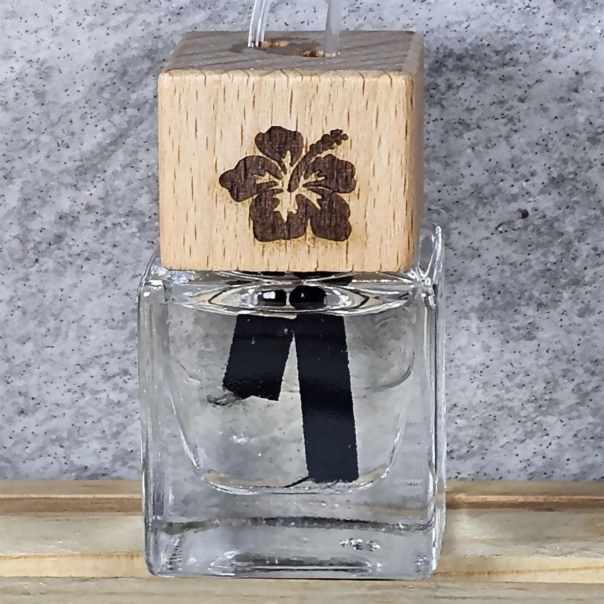 Amazon.com: Tobacco Bourbon Car Air Freshener : Automotive