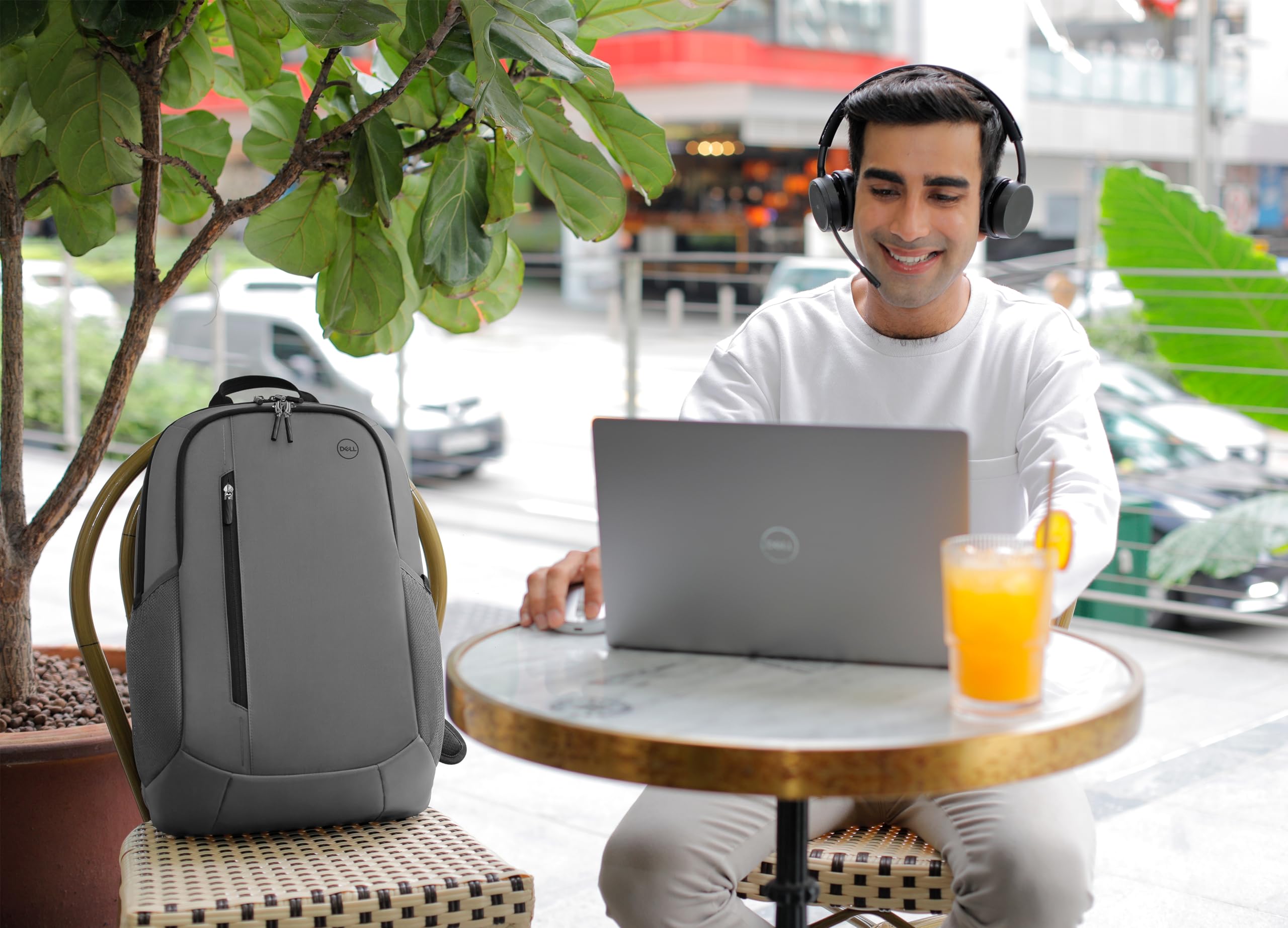 Dell EcoLoop Urban CP4523G - Zaino da 20 litri, spallacci regolabili, resistente alle intemperie, doppia cerniera, maniche imbottite, retro imbottito in rete, grigio