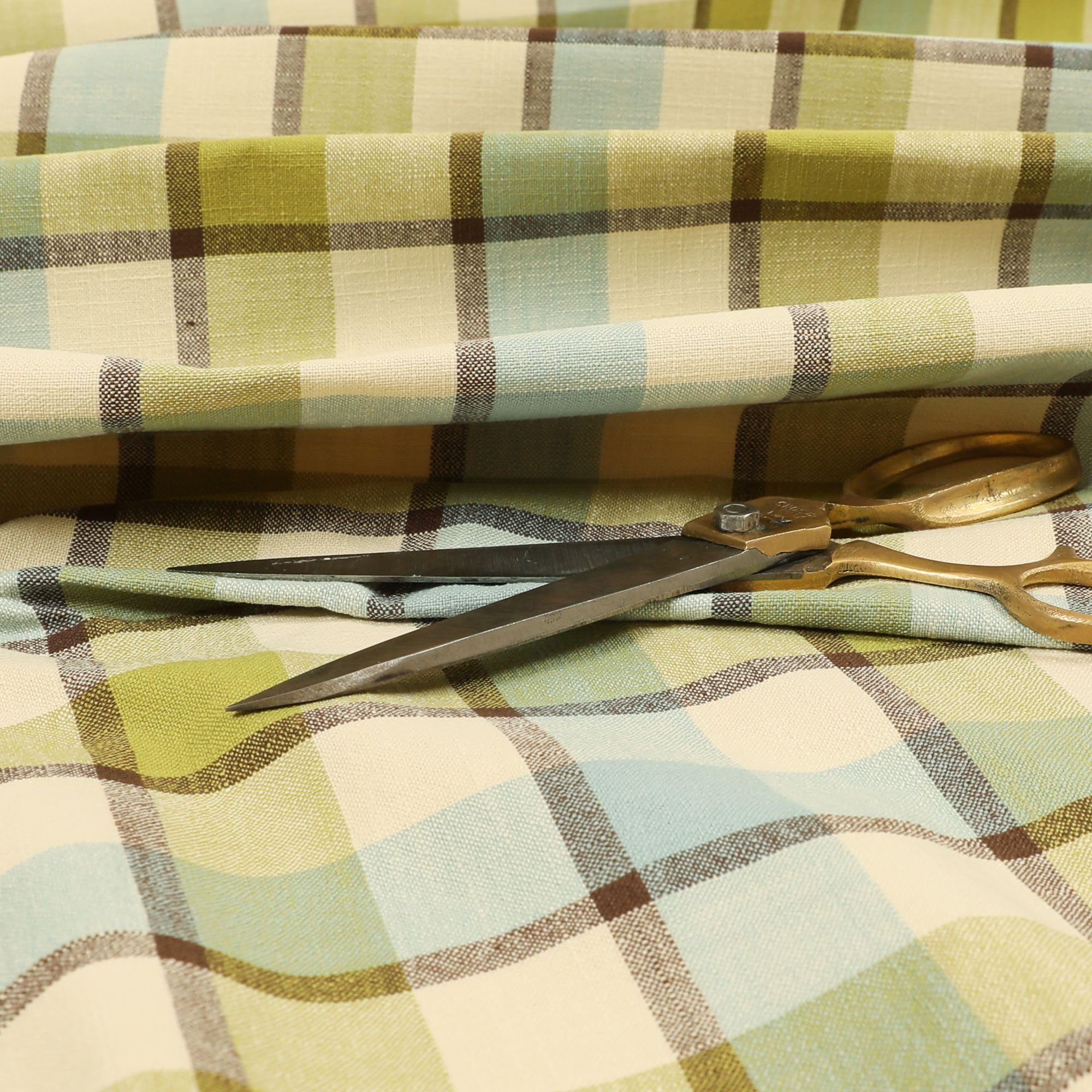 Redbrick Mill Fabrics Quality Scottish Tartan Pattern Chenille Curtain Furnishing Upholstery Fabric (Green, 10cm x 8cm Sample)