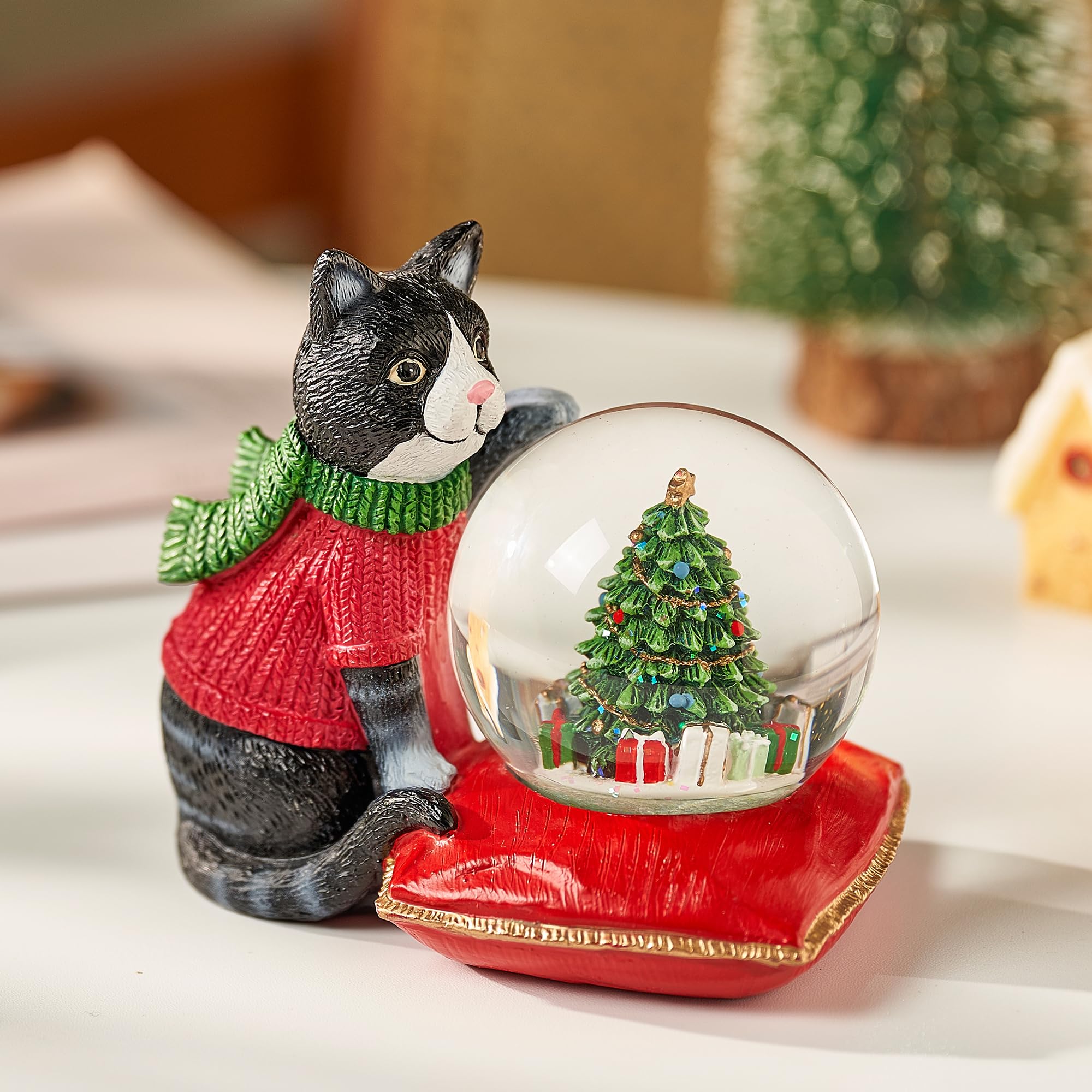 Christmas Xmas Decoration Gifts for Women Friend Daughter Girls Kids Granddaughter，Christmas Snow Globe Decoration(Cats & Xmas tree decs)