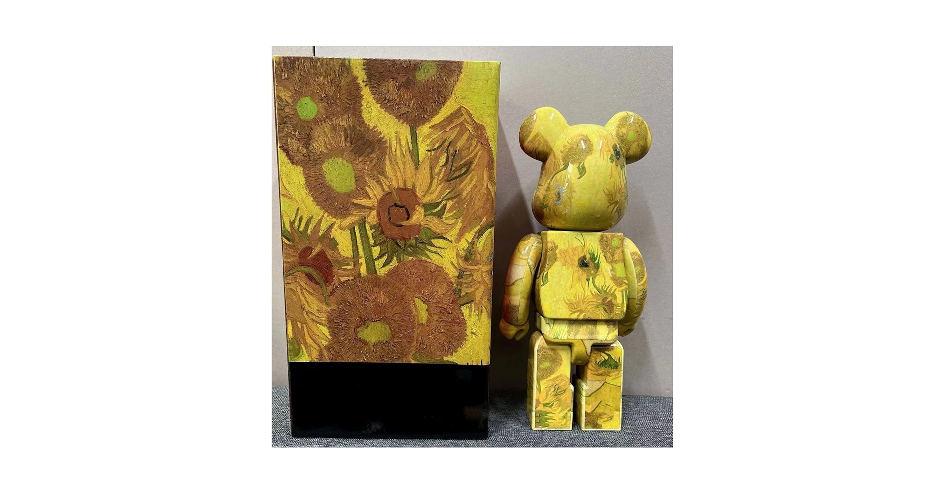 ベアブリック　ひまわり　ゴッホ メディコムトイベアブリックゴッホひまわり1000% - メルカリ
