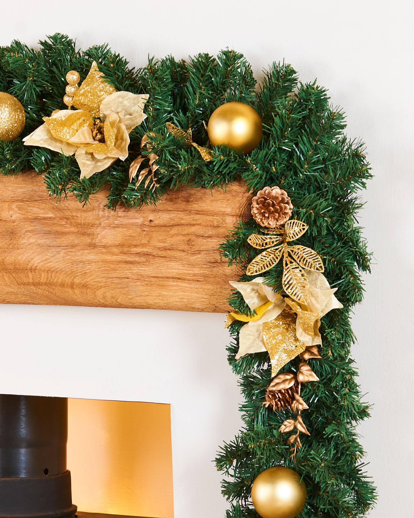 WeRChristmas Extra Thick Decorated Garland Christmas Decoration, Cream/Gold, 9 feet