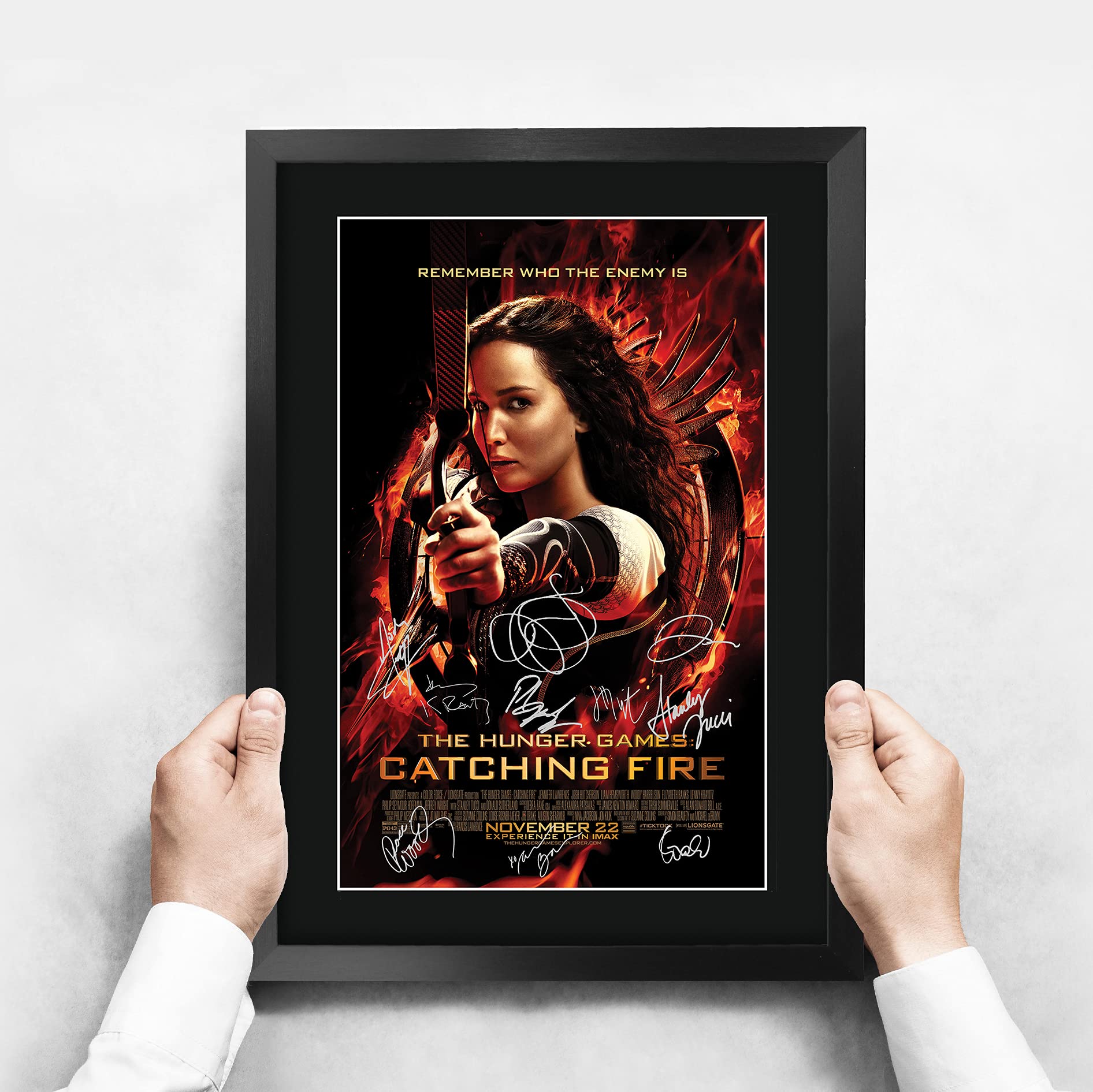 Photo Autographe Jennifer Lawrence Hunger Games | Format A4 | Cadre Noir Mat | Idée Cadeau Fan Cinéma