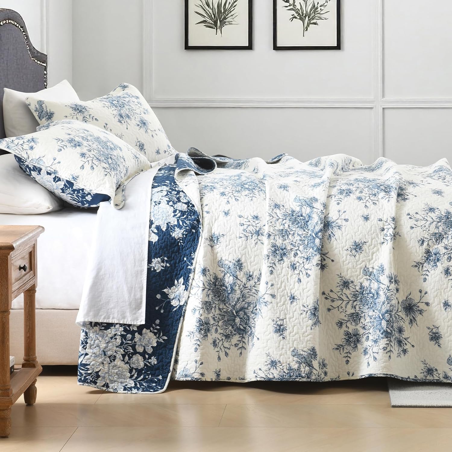 100% Cotton Quilt Set Queen Size - Floral Quilted Comforter, Reversible Botanical Farmhouse Queen Quilt Bedspread, Vintage Chic Lightweight Bedding for Queen Bed, 3pcs, Blue/White