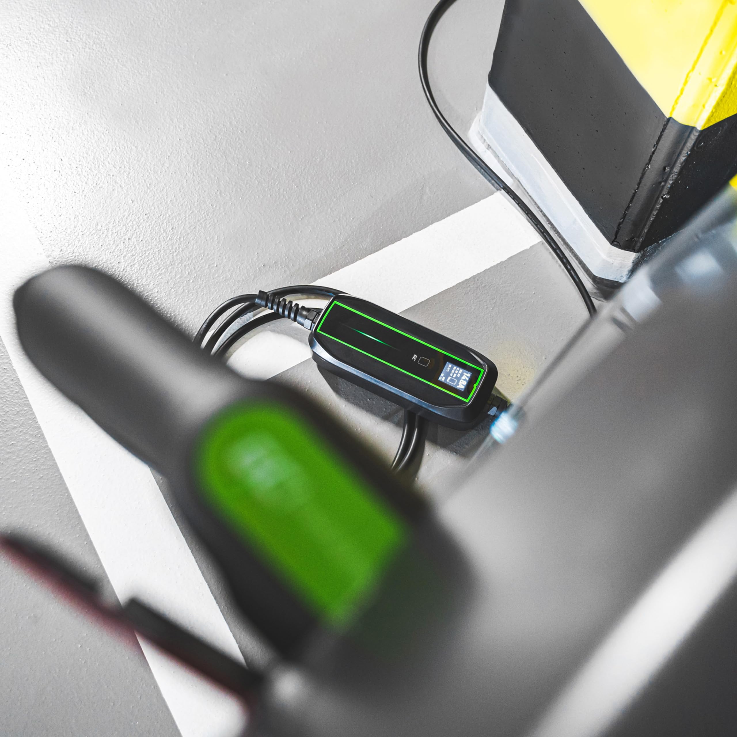 Green Cell EV Ladegerät Typ 2 Ladekabel Schuko für Elektroautos 10A / 16A 3,68kW 6,5m 1-Phasig LCD Display Tragbares EV Charger Kompatibel mit Allen Elektrofahrzeugen EV PHEV IEC 62196-2 Stecker