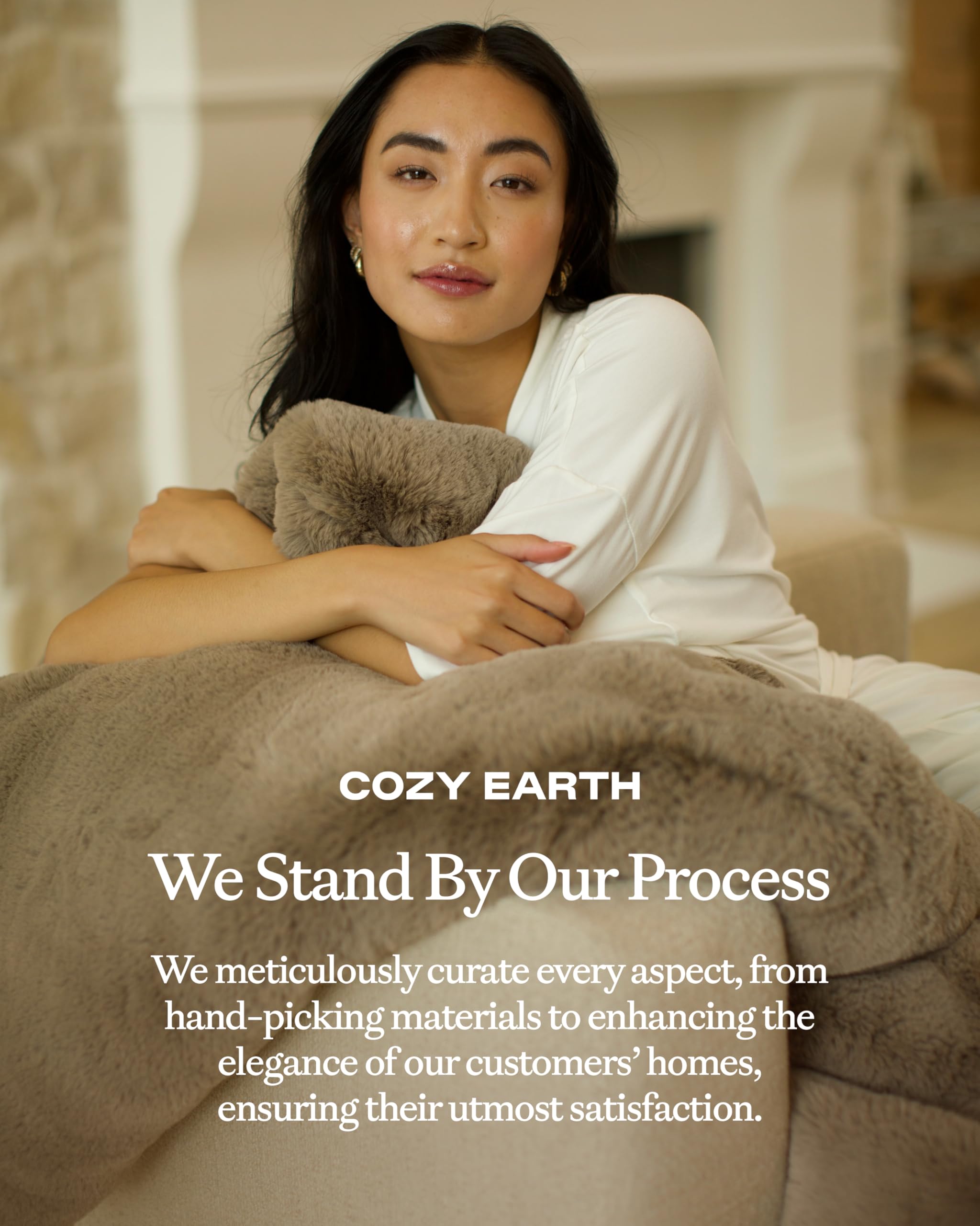 Cozy Earth Cuddle Blanket - Faux Fur Ultra-Soft Luxury Throw