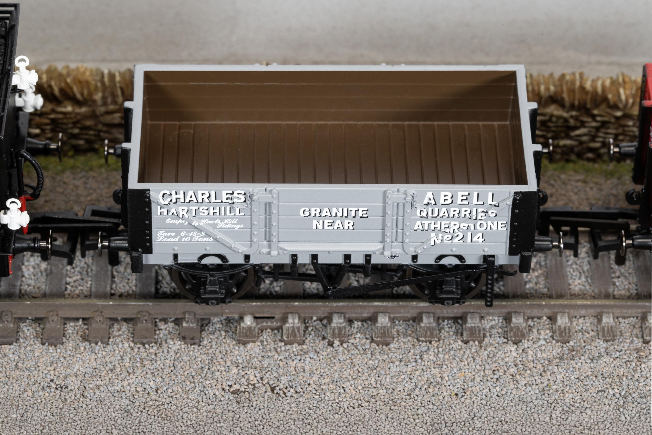 Hornby - R60294 Charles Abell 4-Planken-Wagen Nr. 214, Grau