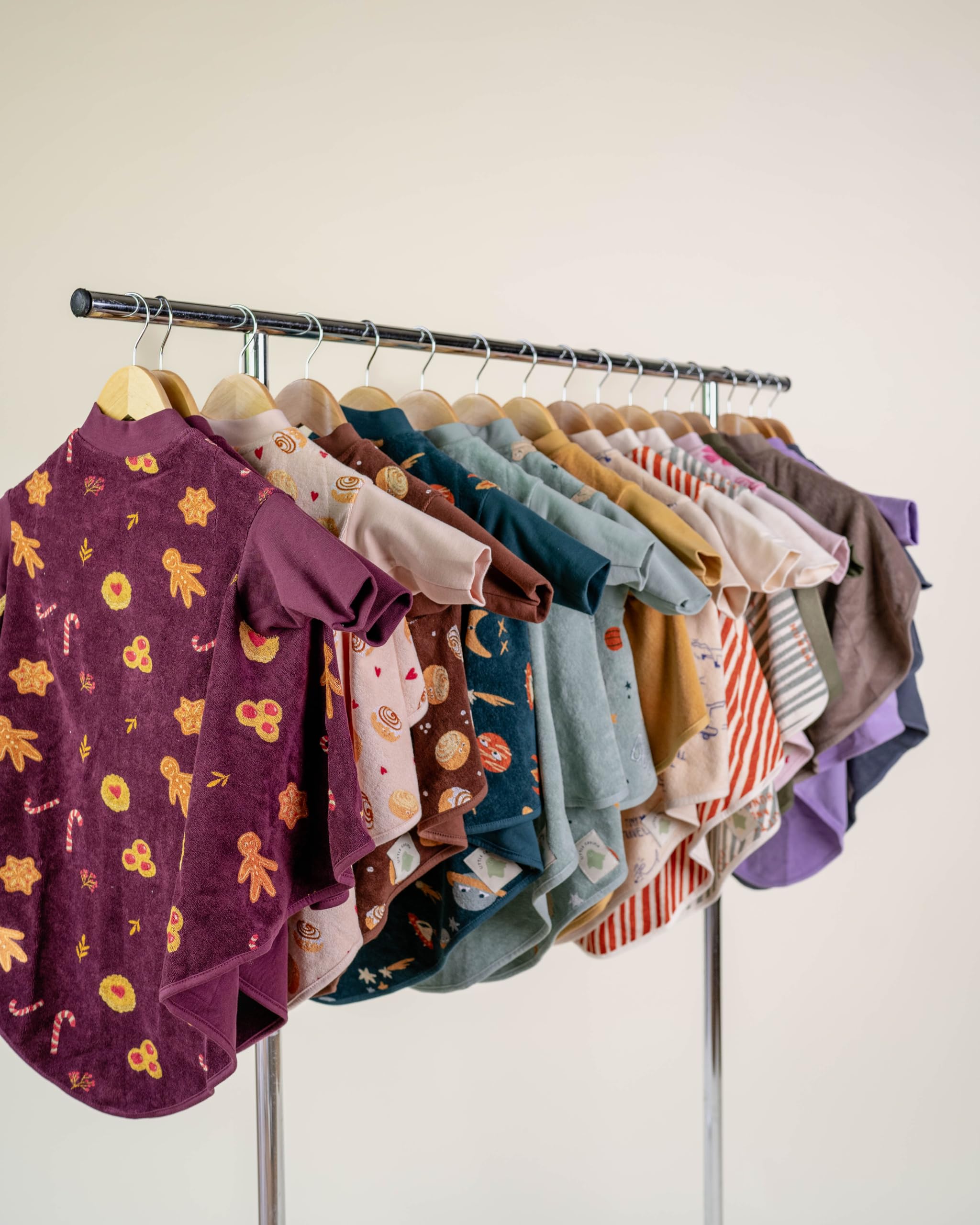 Little Casimir Großes Lätzchen „Boo zum Überwerfen für Baby und Kleinkind 6-48 Monate. Ärmellätzchen aus Öko Tex zertifizierter Baumwolle - Geschenk für Mütter von Jungen oder Mädchen - 5