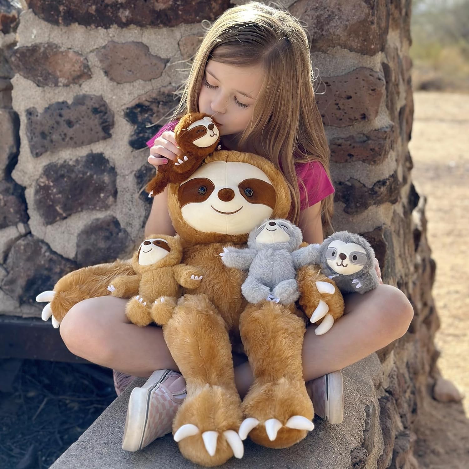 MaoGoLan Sloth Stuffed Animal Set,5 Pcs Sloth Plush Toy,Large Stuffed Mommy Sloth with Babies Sloth Toys Plushies, 3 Toed Sloth Stuffed Animal Bulk for Kids 22 inches