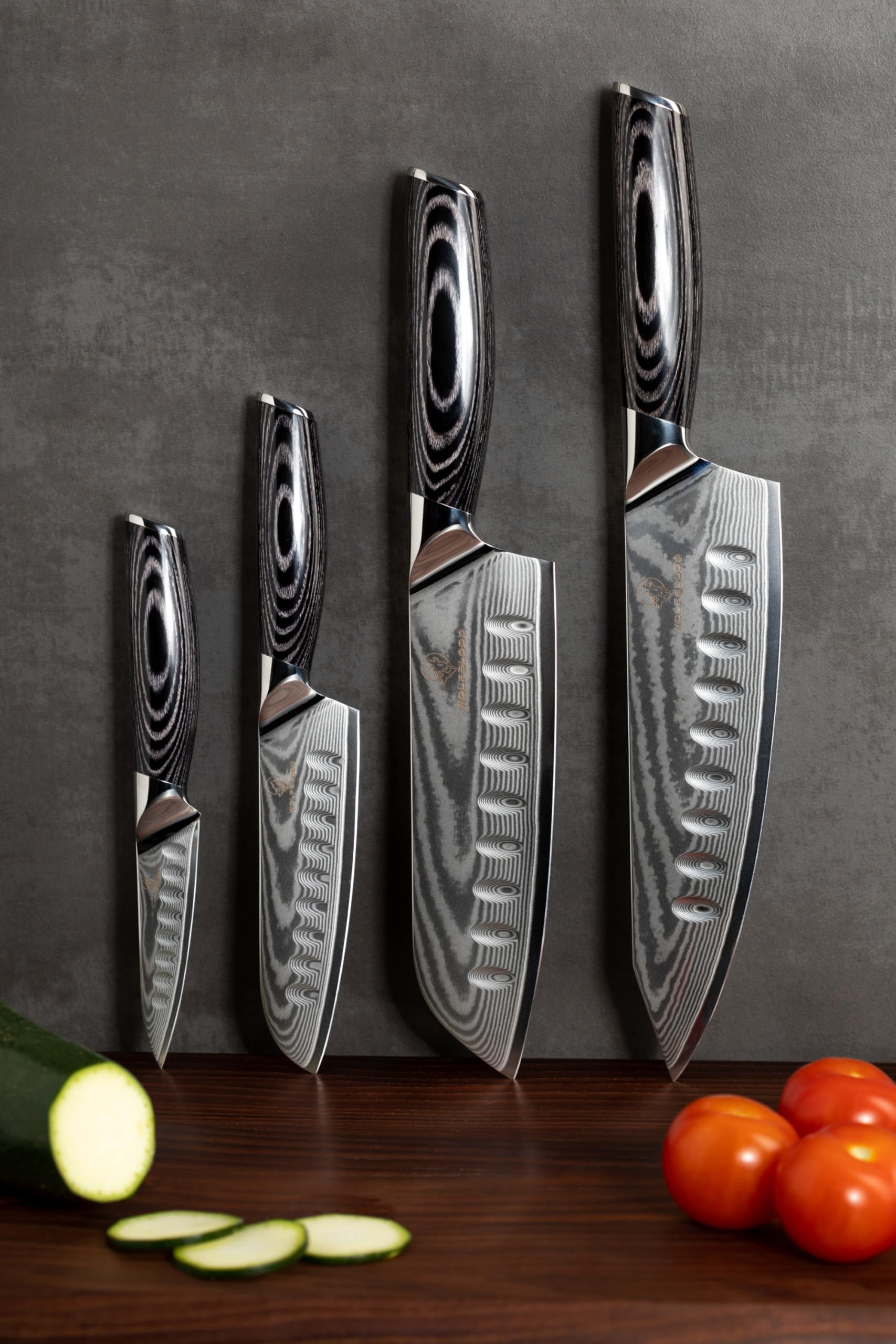 Wolfblood PRO 4er Damastmesser Set XL (33, 31, 23 & 19cm) TÜV geprüfter 62 HRC Damaststahl aus 67 Lagen I Damast Küchenmesser Set mit Chefmesser, Santokumesser, Holzgriff, Geschenkbox & Klingenschutz