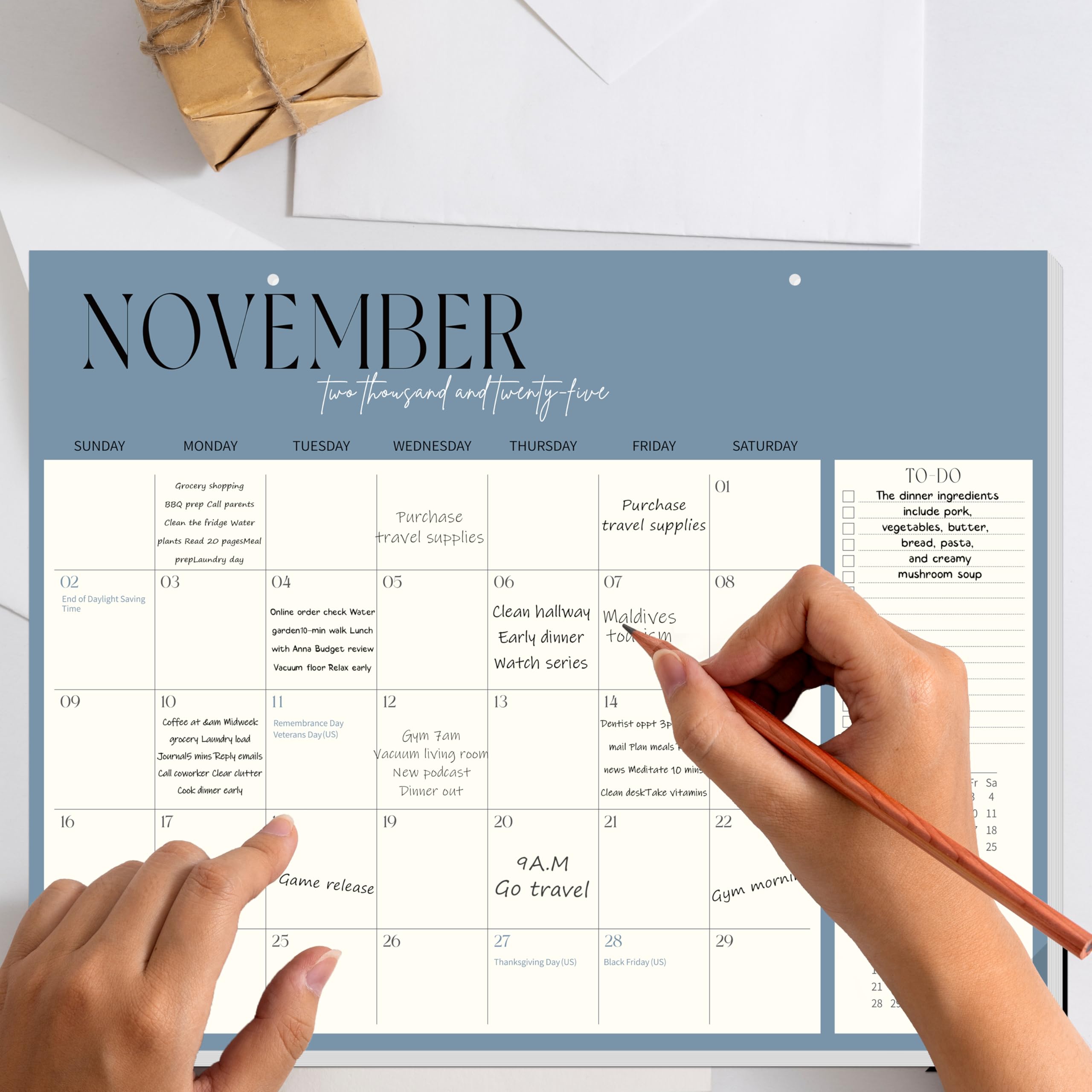 Calendrier Debout 2025-2026 Rose, Calendrier De Table 2025