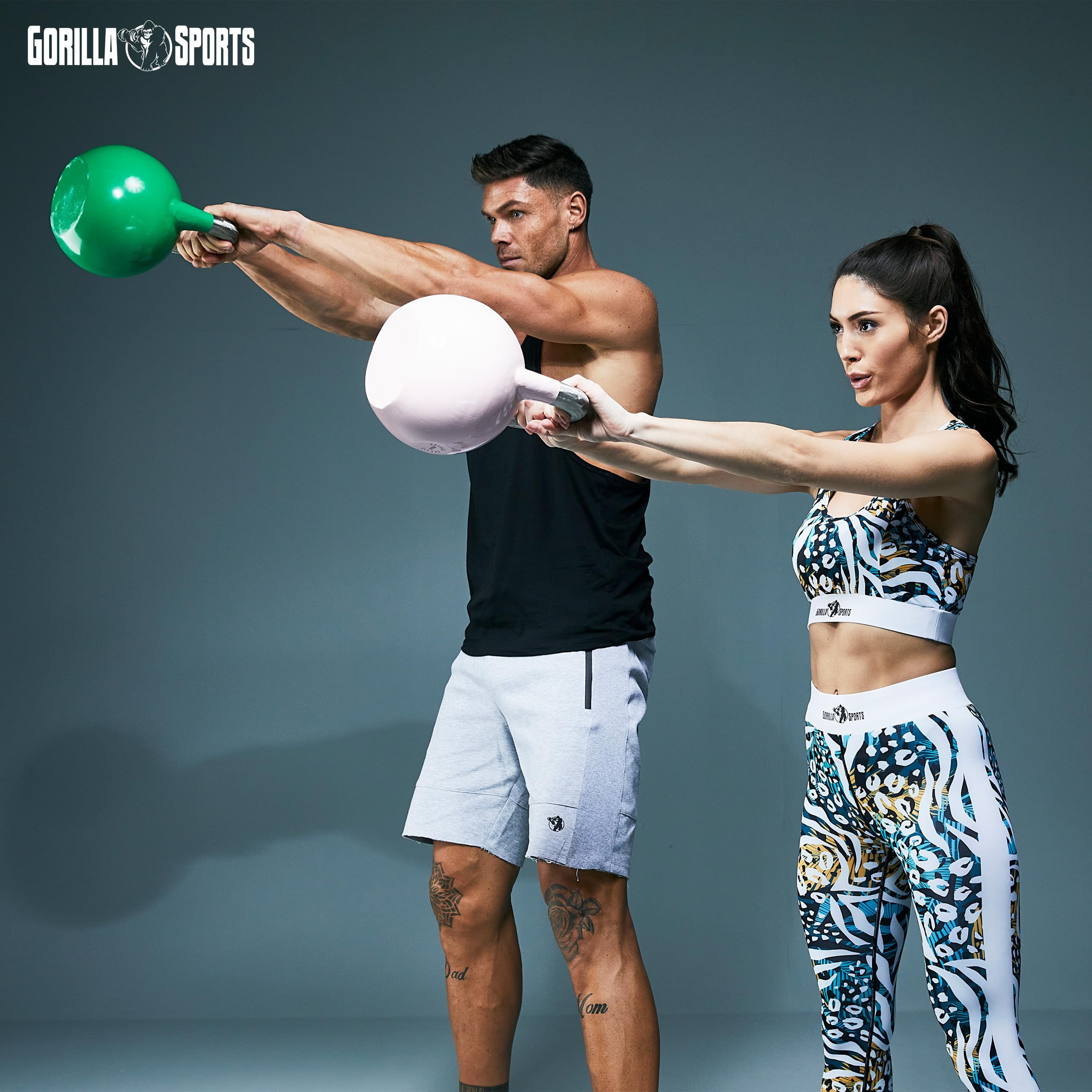GORILLA SPORTS® Kettlebell Competition - Gewicht 8 kg bis 40 kg, Bodenschonende, aus Massivstahlguss, in 9 Farben - Wettkampf Kugelhantel, Schwunghantel, Kugelgewichte, für Fitness, Krafttraining, Gym