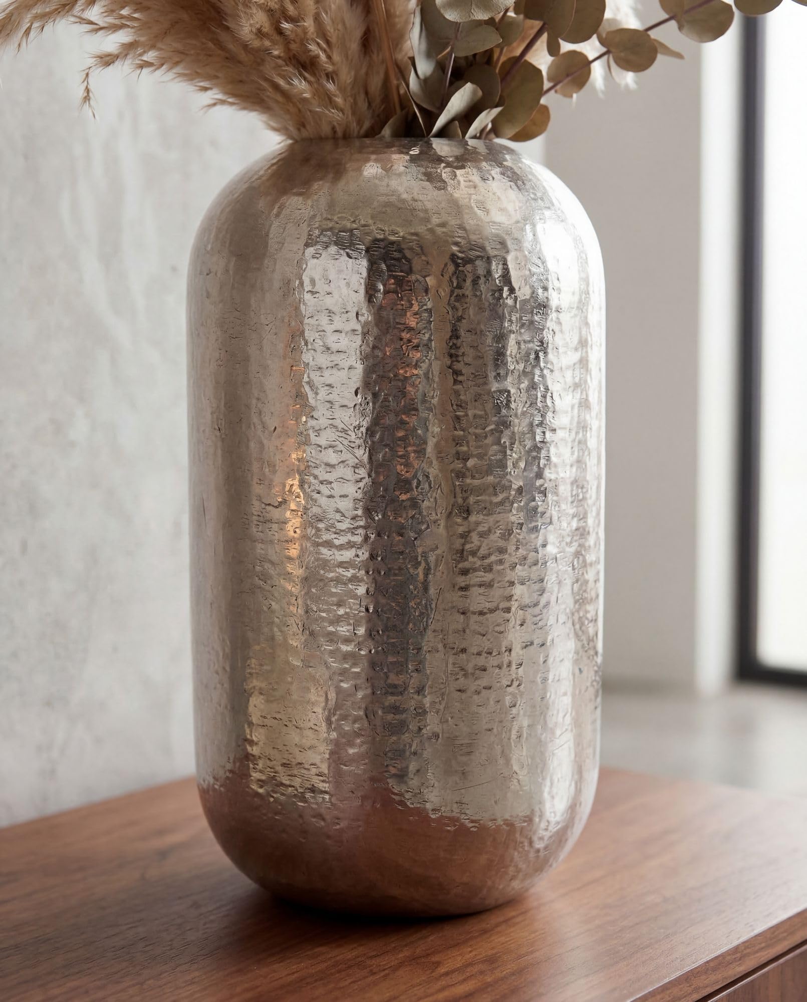 FineBuy Bodenvase 45 cm Aluminium Silber Rund, Standvase | große Dekovase mit gehämmerter Oberfläche, Blumenvase handgefertigt, Wohndeko für Wohnzimmer und Flur